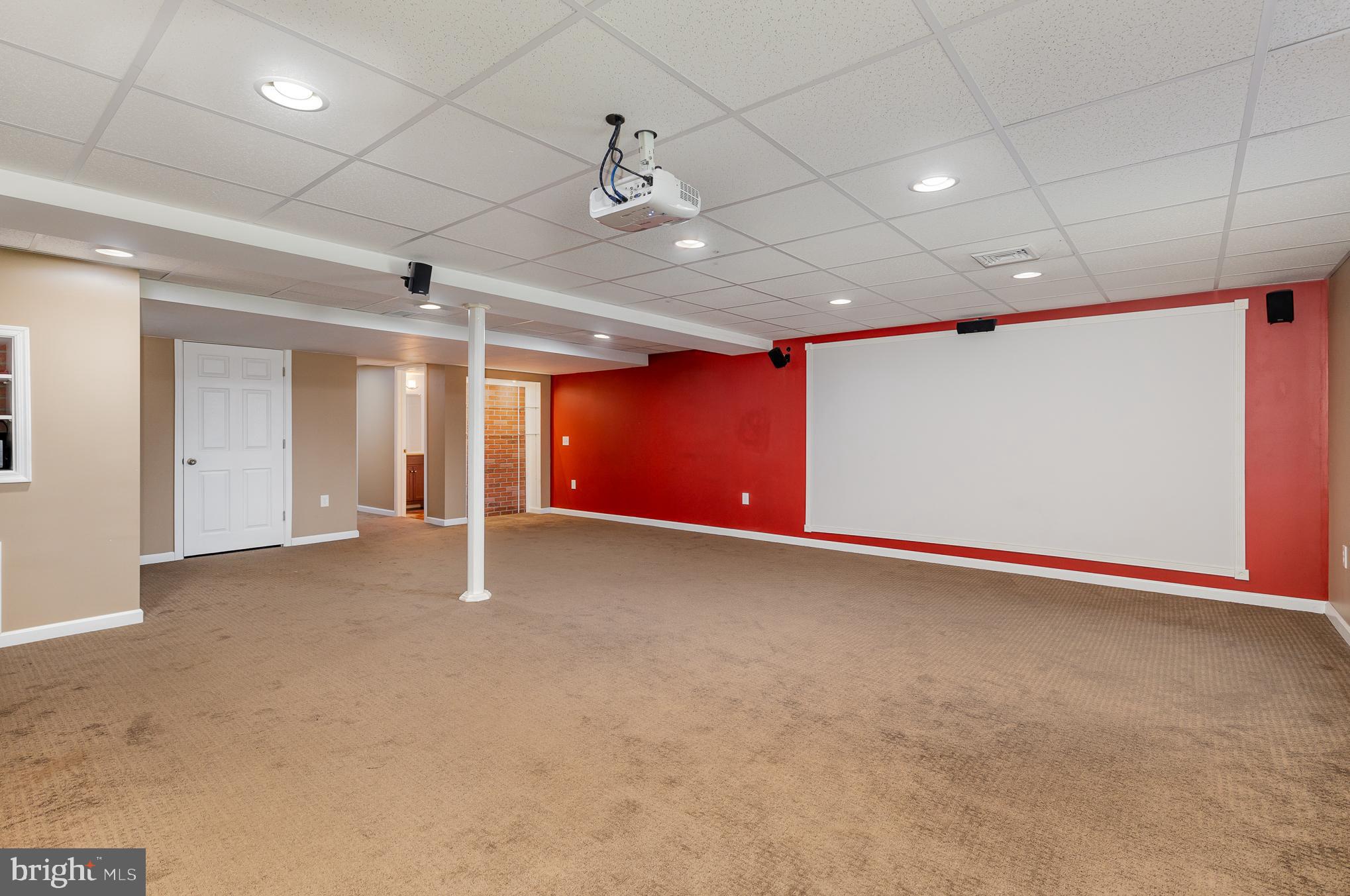 SILVER CREEK - Residential Lease