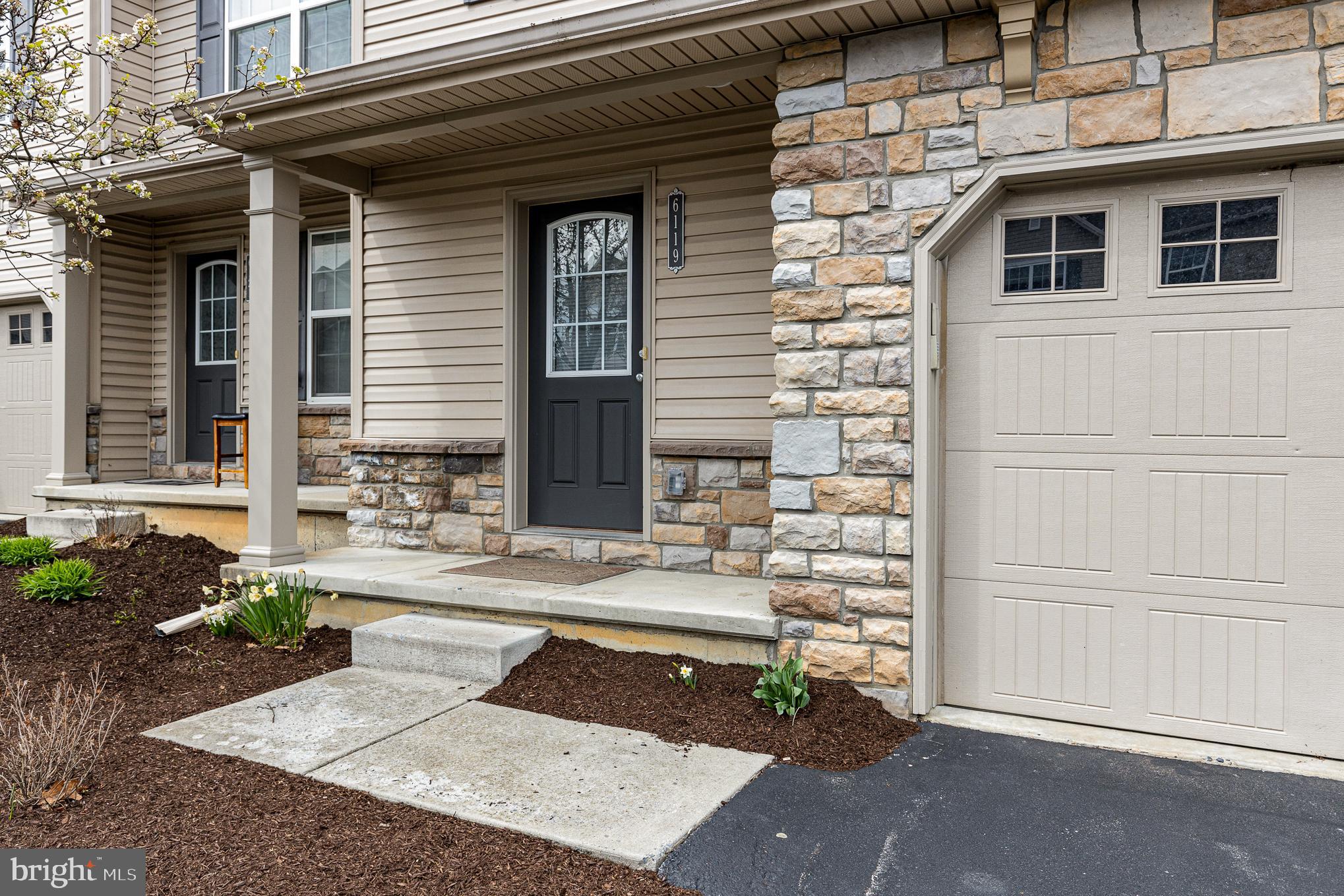 SILVER CREEK - Residential Lease