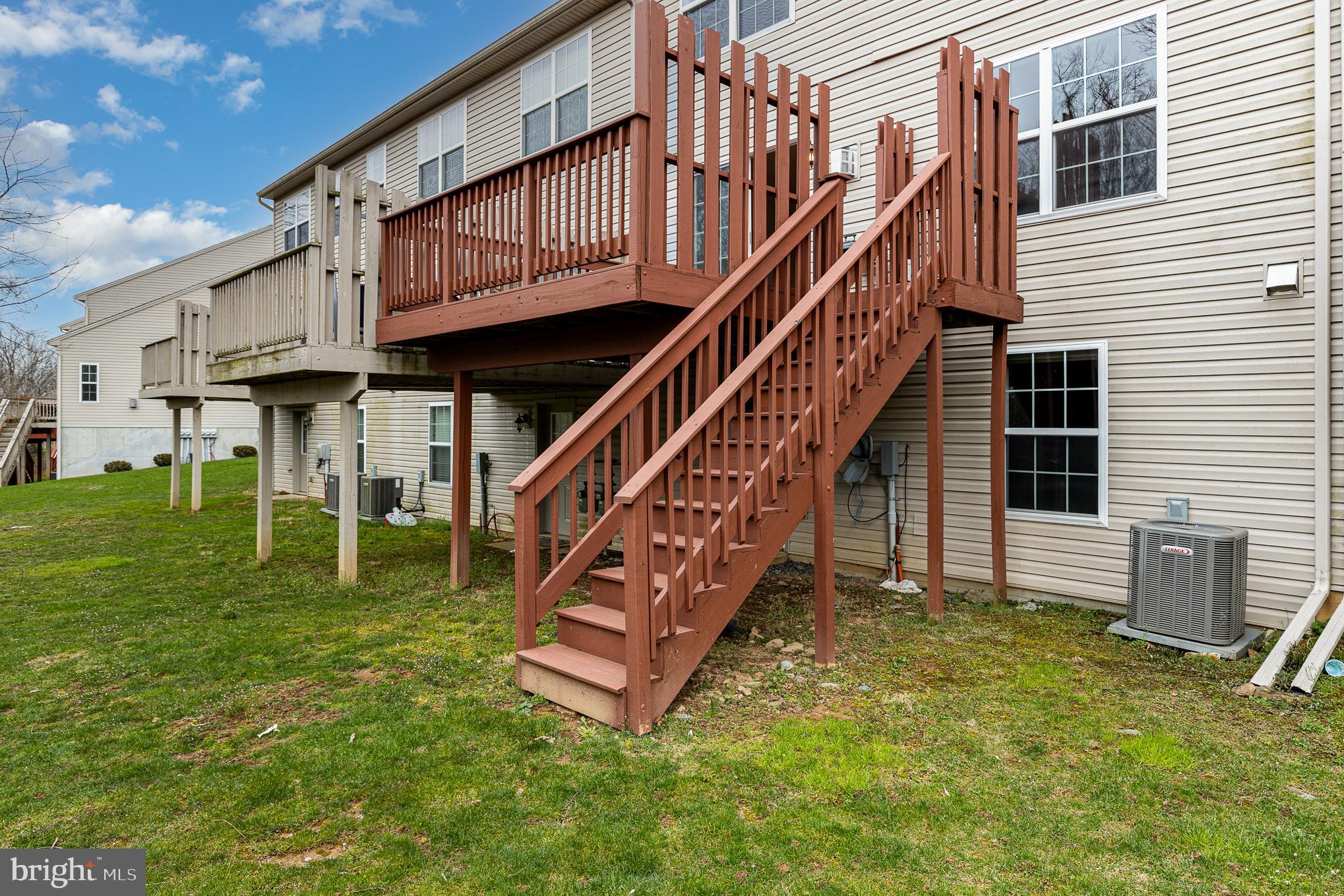 SILVER CREEK - Residential Lease