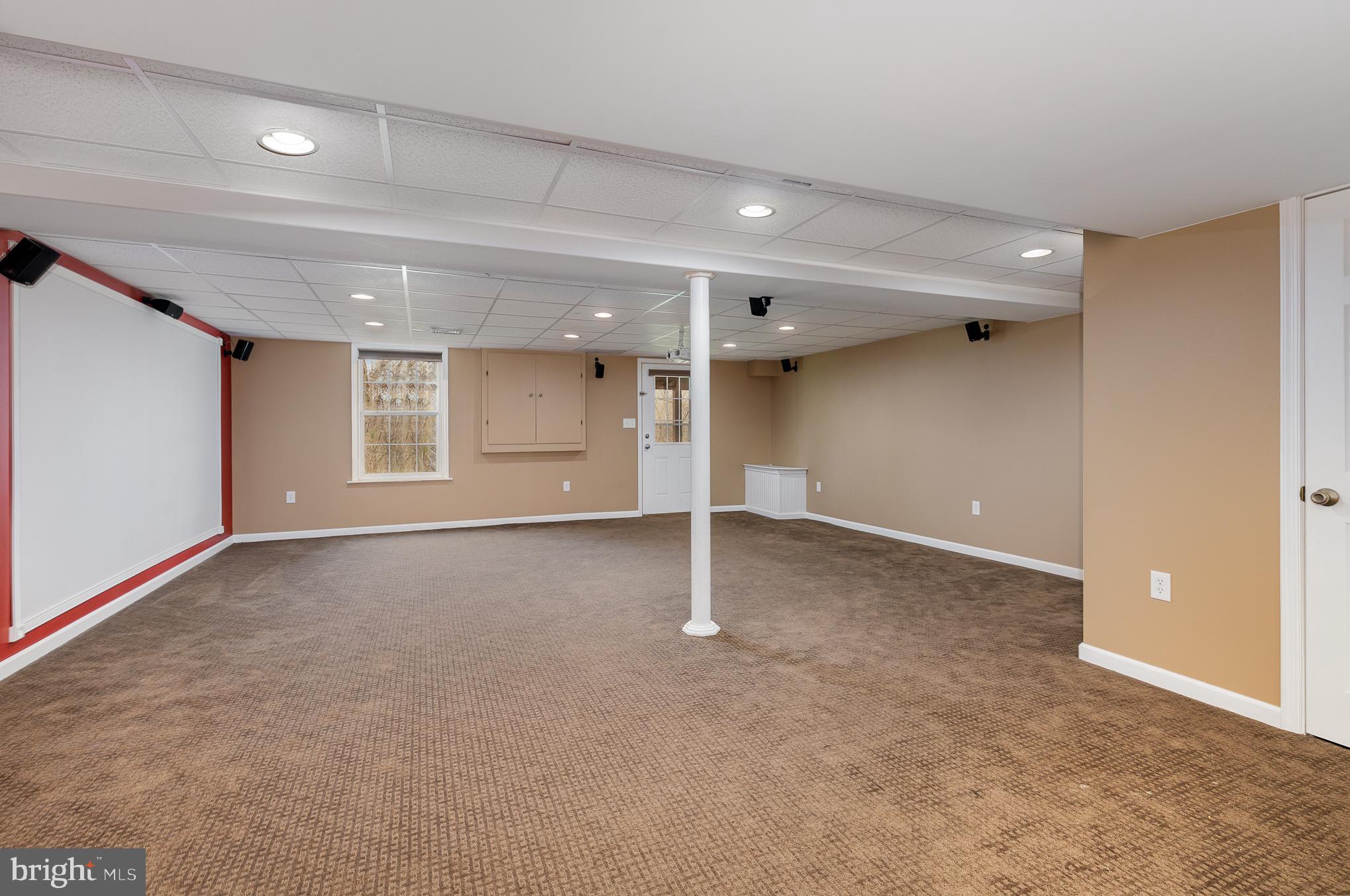 SILVER CREEK - Residential Lease
