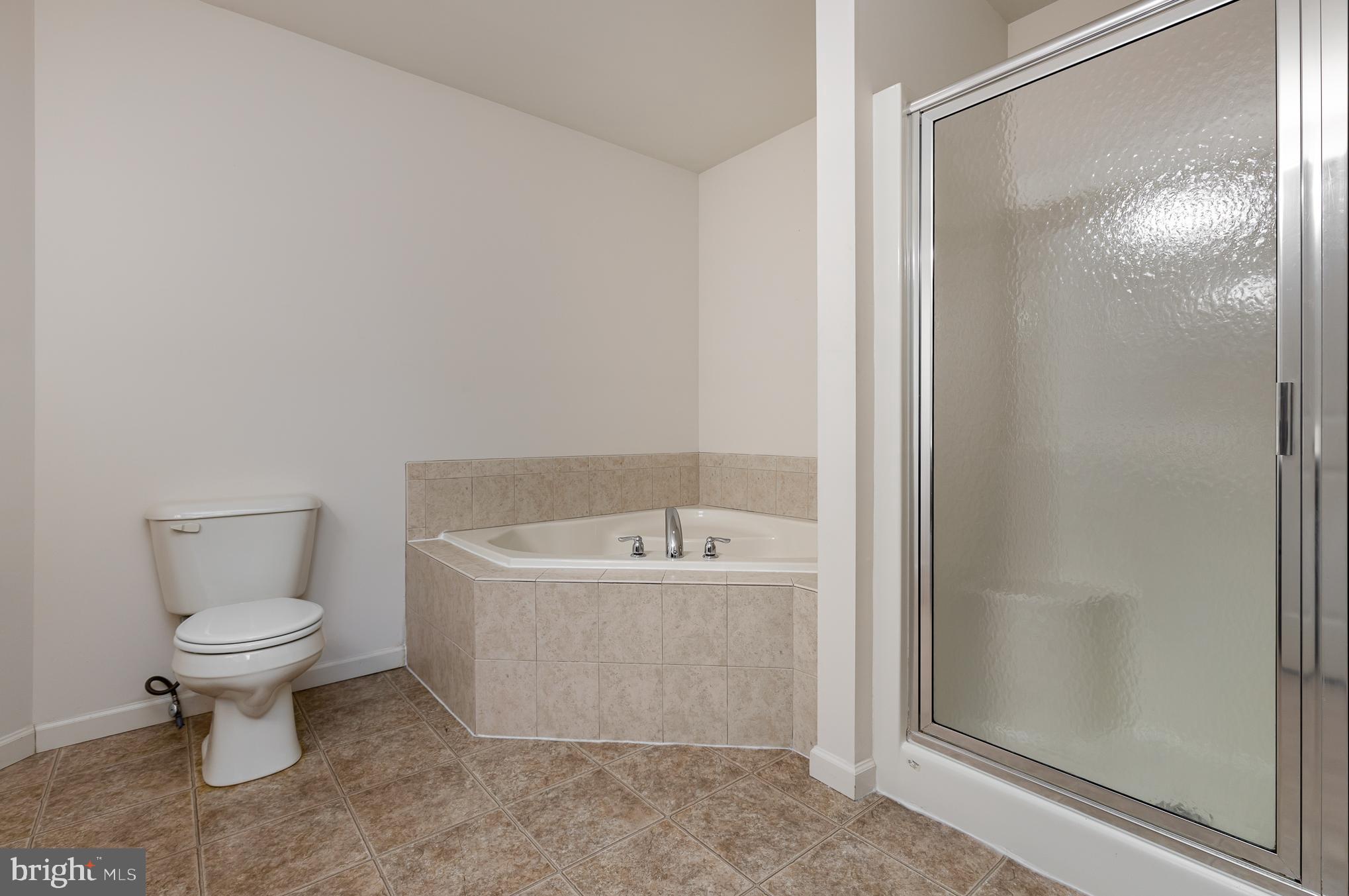 SILVER CREEK - Residential Lease
