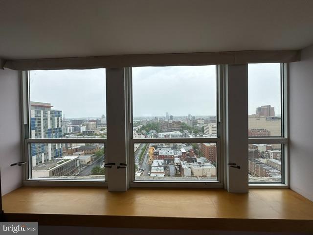 CHINATOWN - Residential