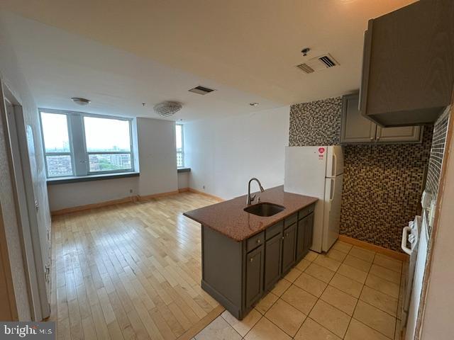CHINATOWN - Residential