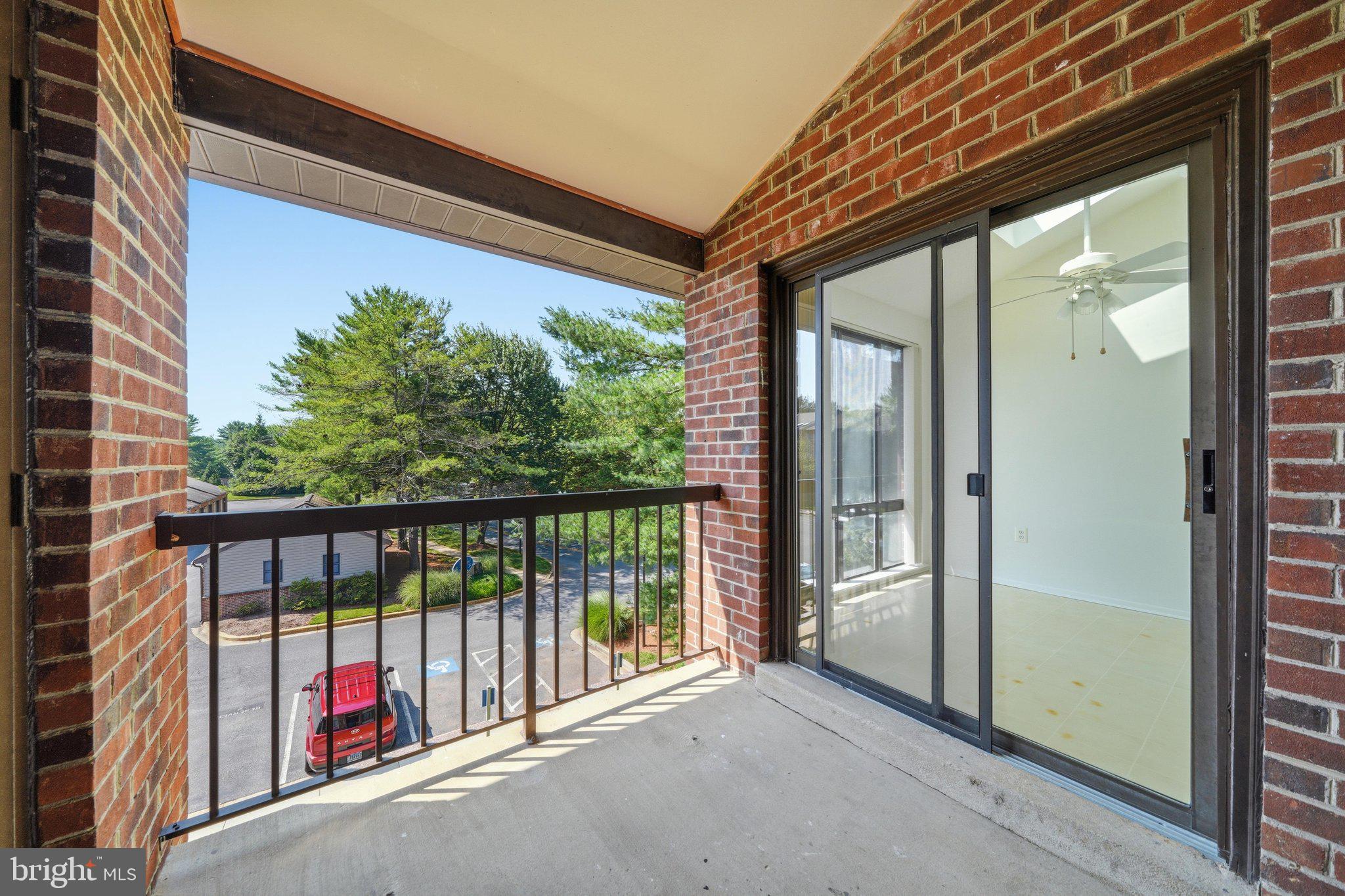 MALLARD COVE CONDOMINIUMS - Residential