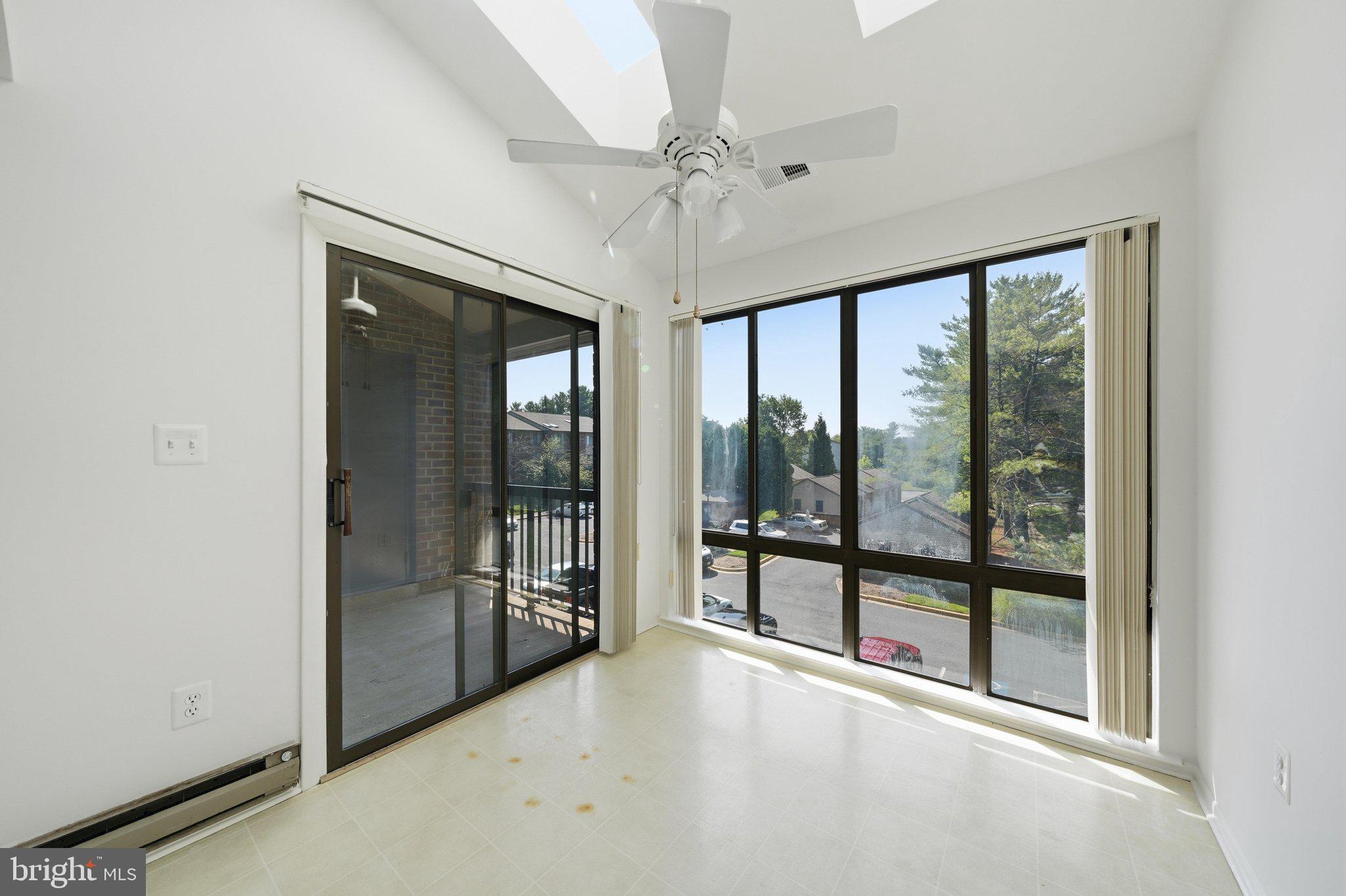 MALLARD COVE CONDOMINIUMS - Residential