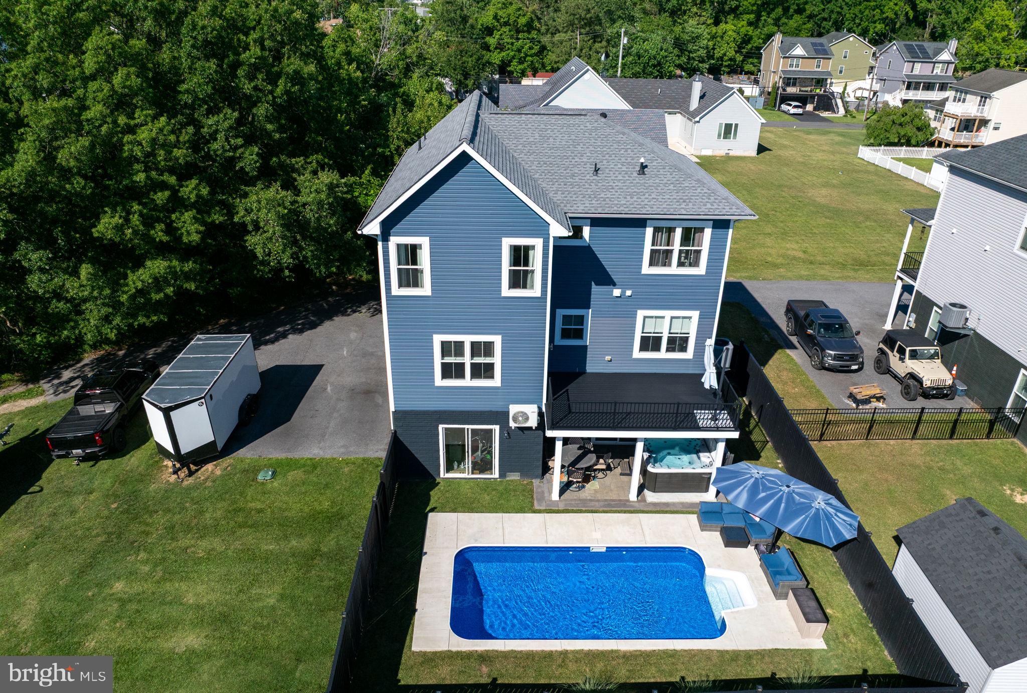 MILLERS ISLAND - Residential