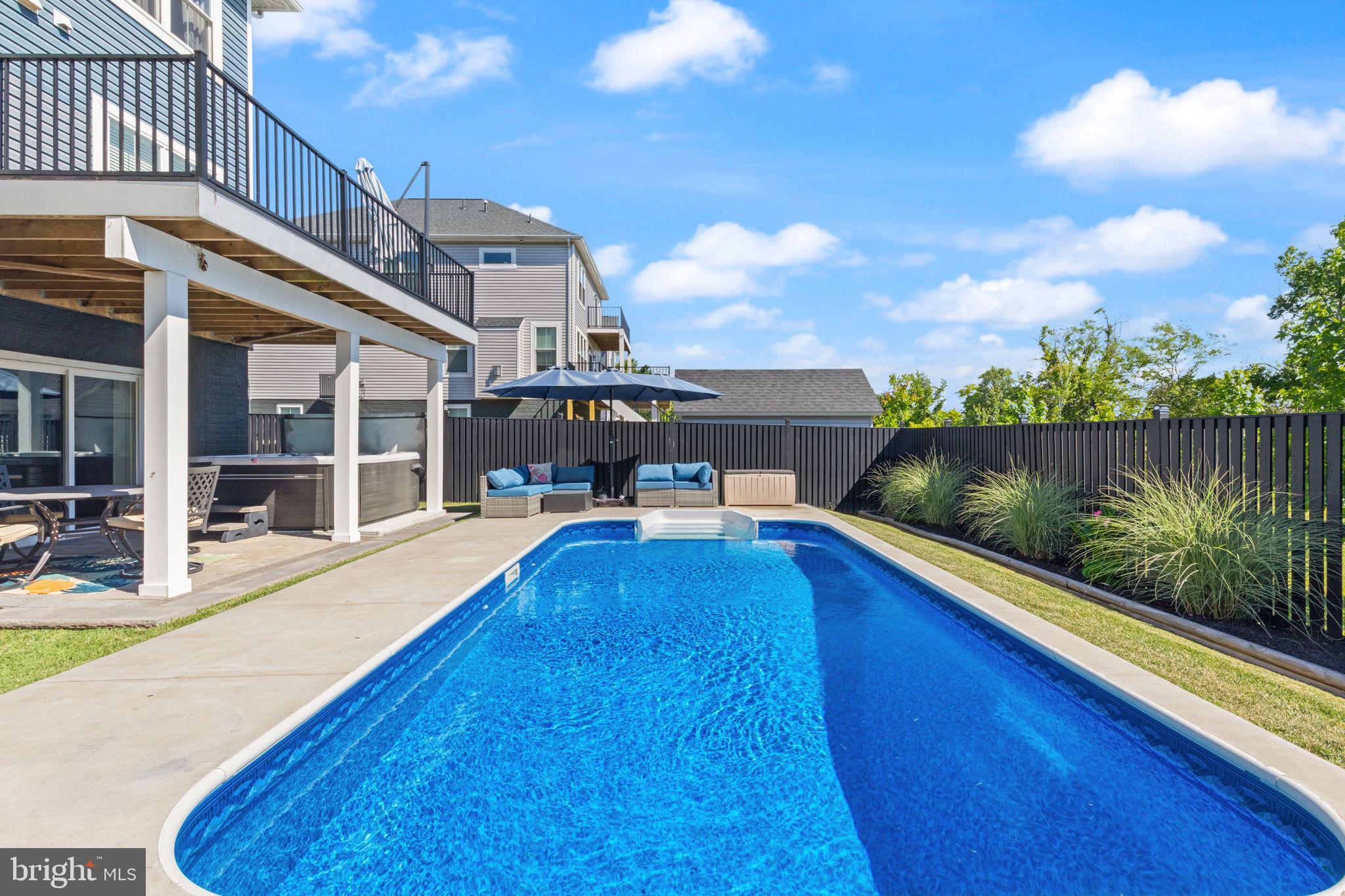 MILLERS ISLAND - Residential