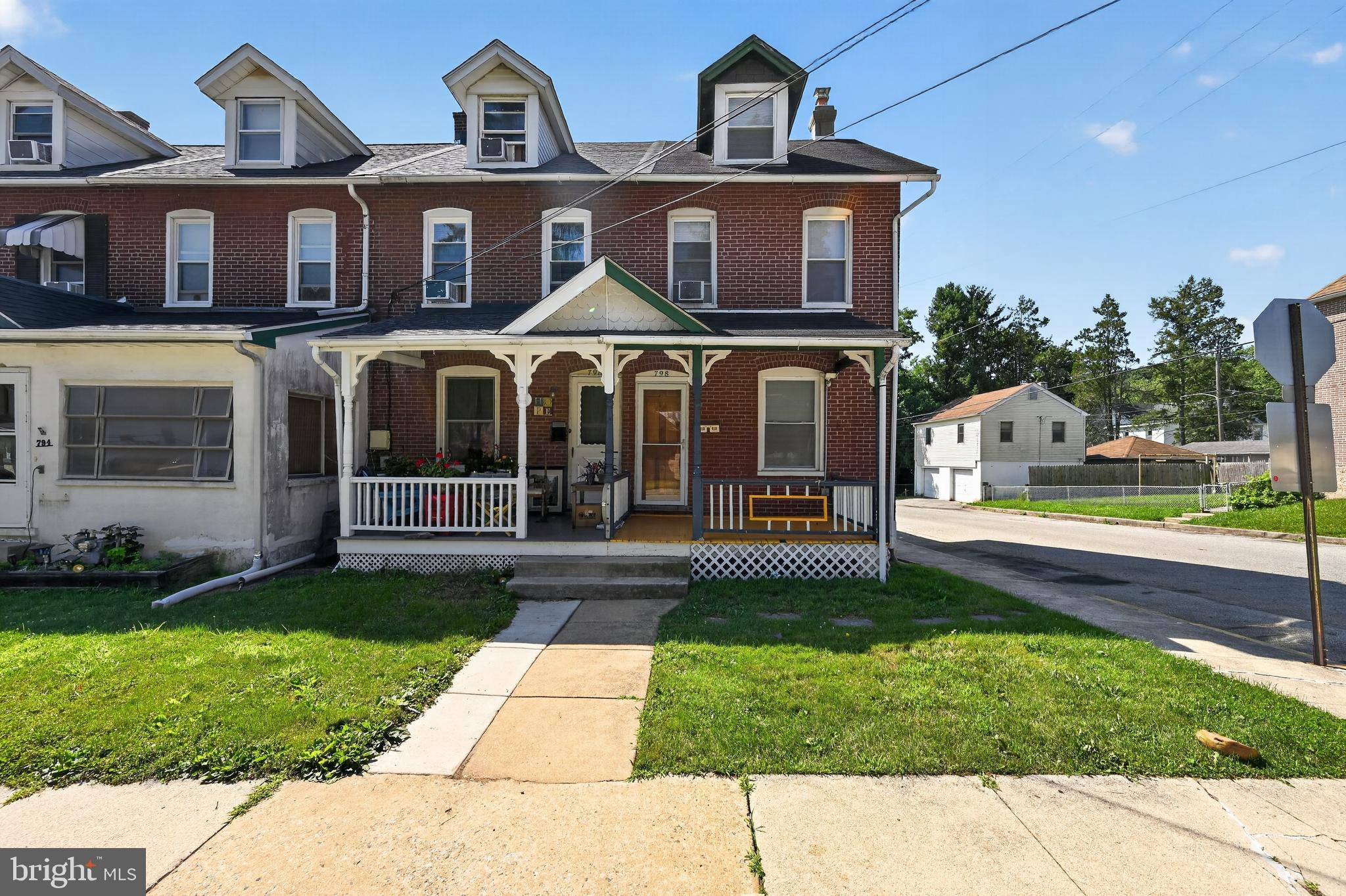 VALLEY VIEW - Residential