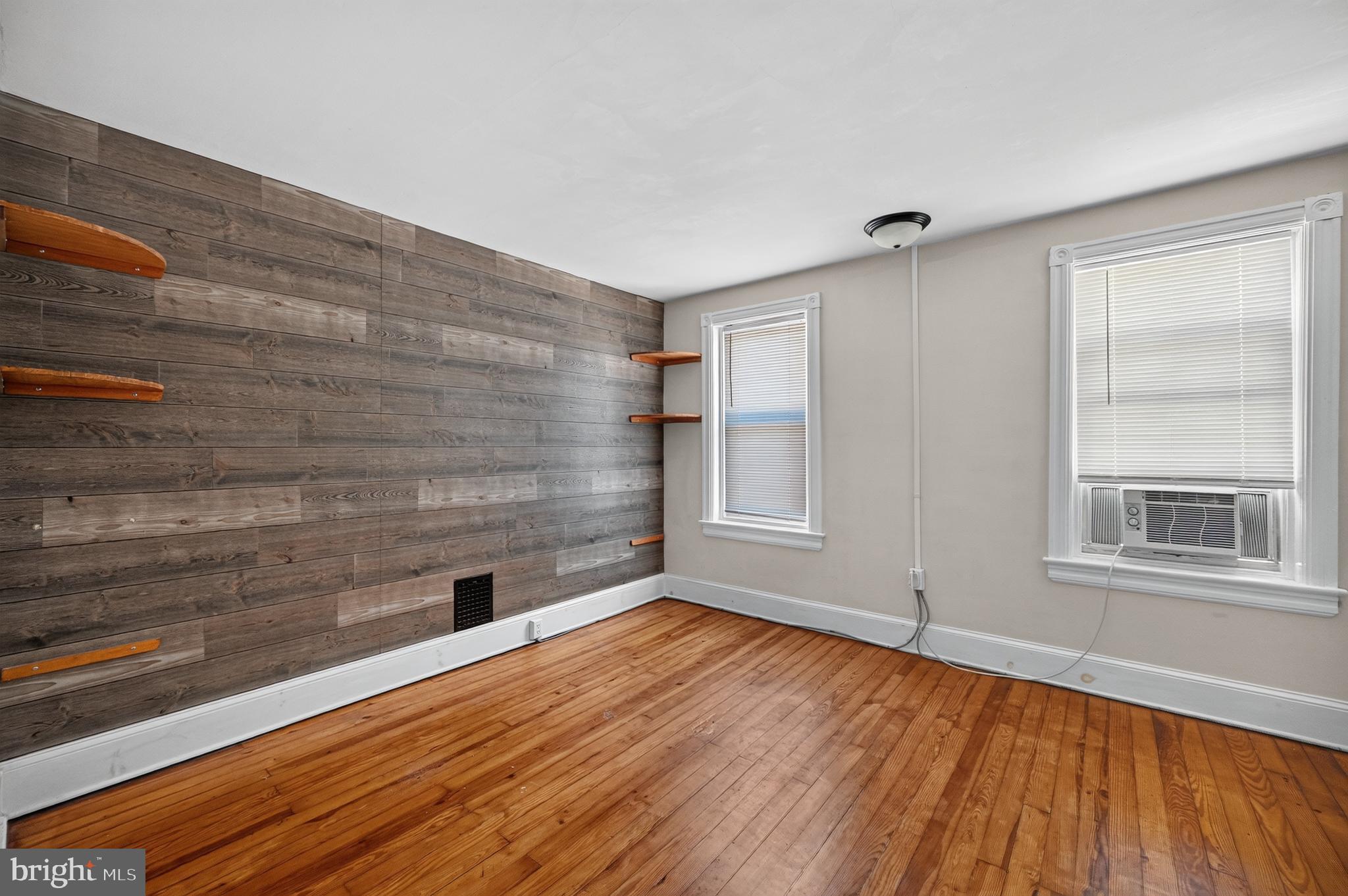 VALLEY VIEW - Residential
