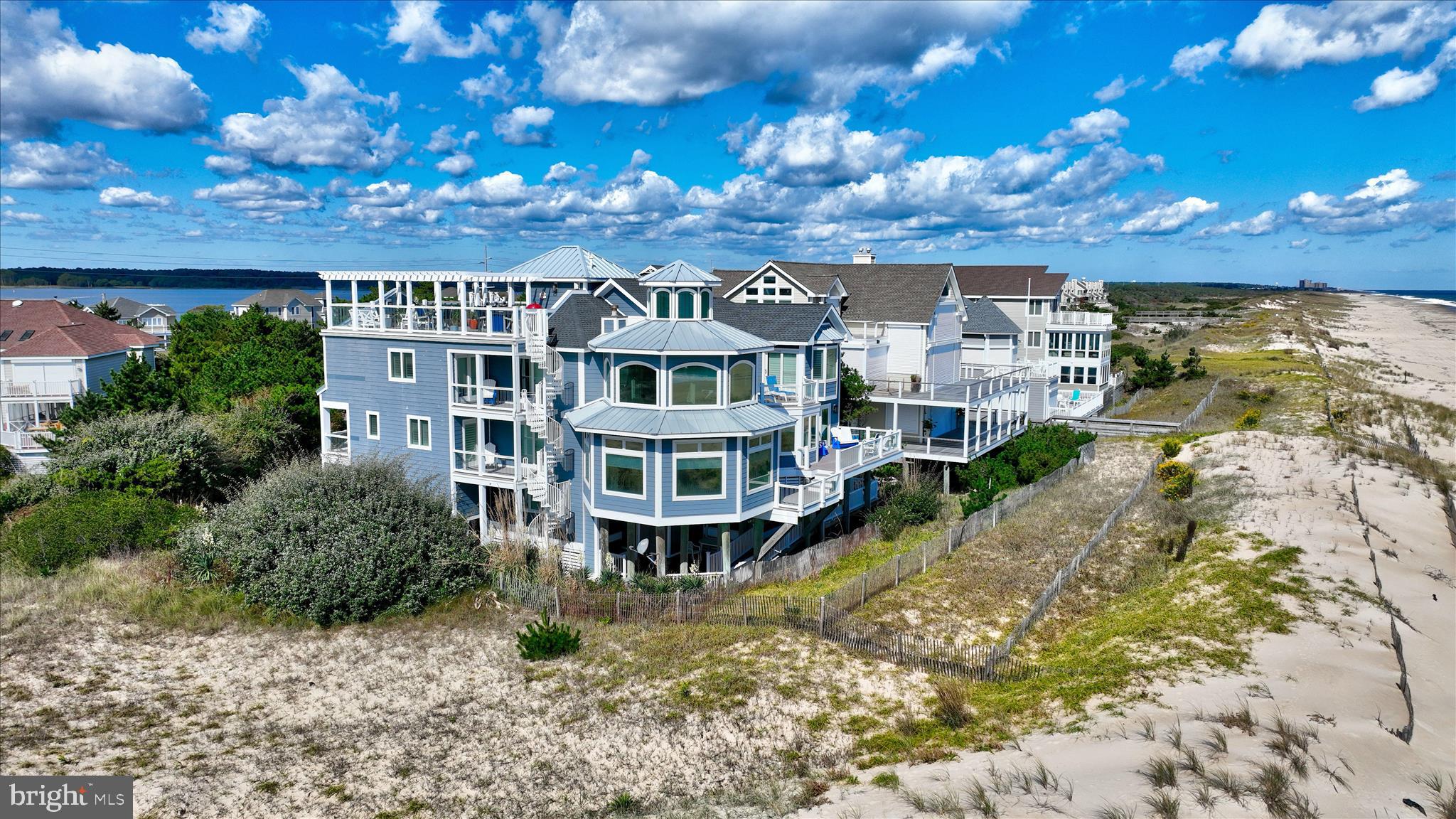 CURVES - Residential