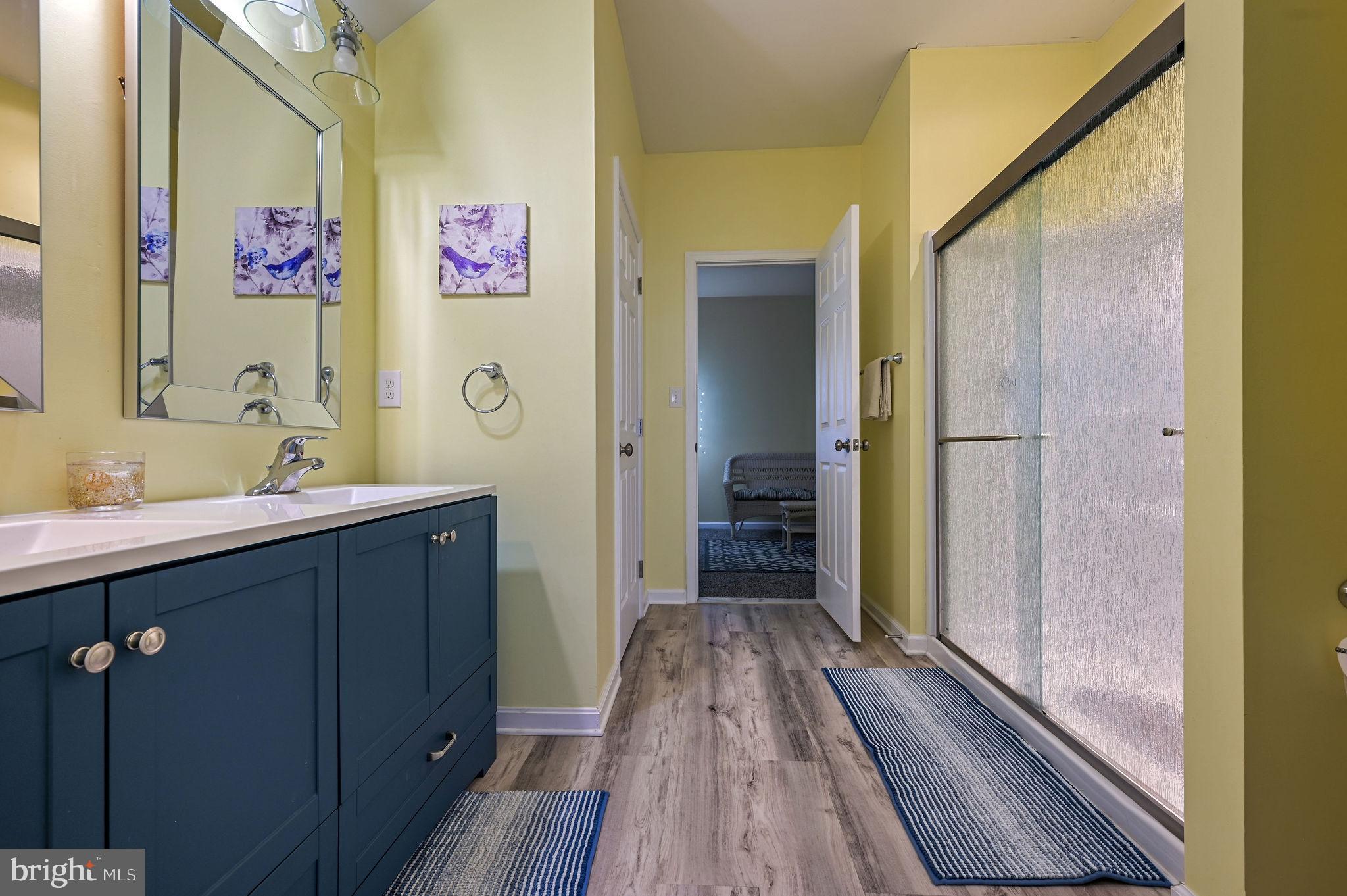 SUMMERCREST - Residential
