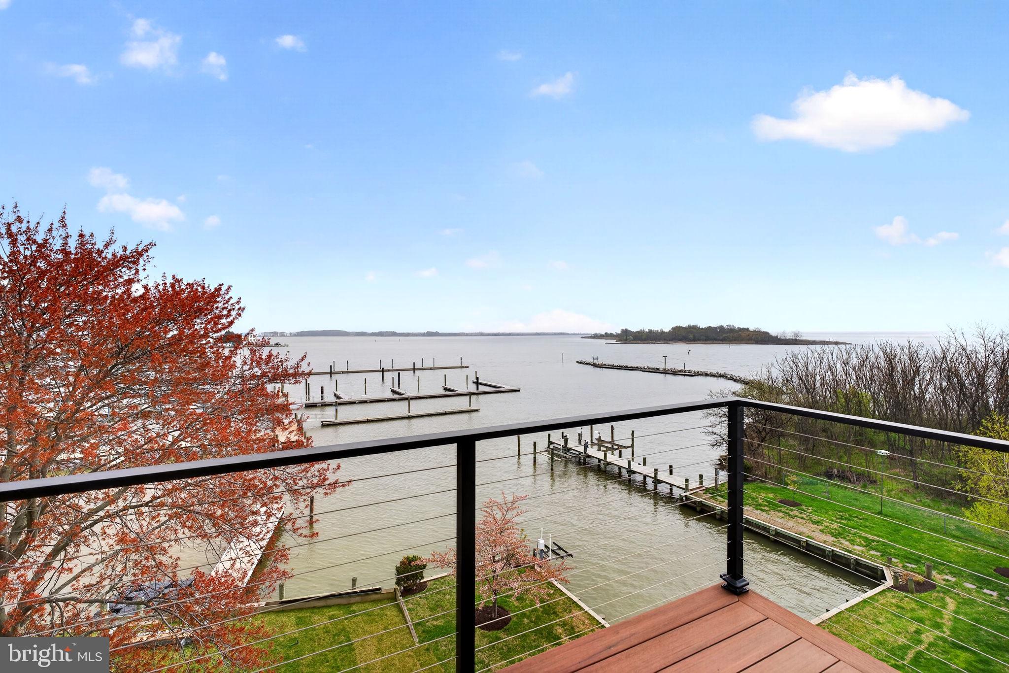 SWAN POINT - Residential