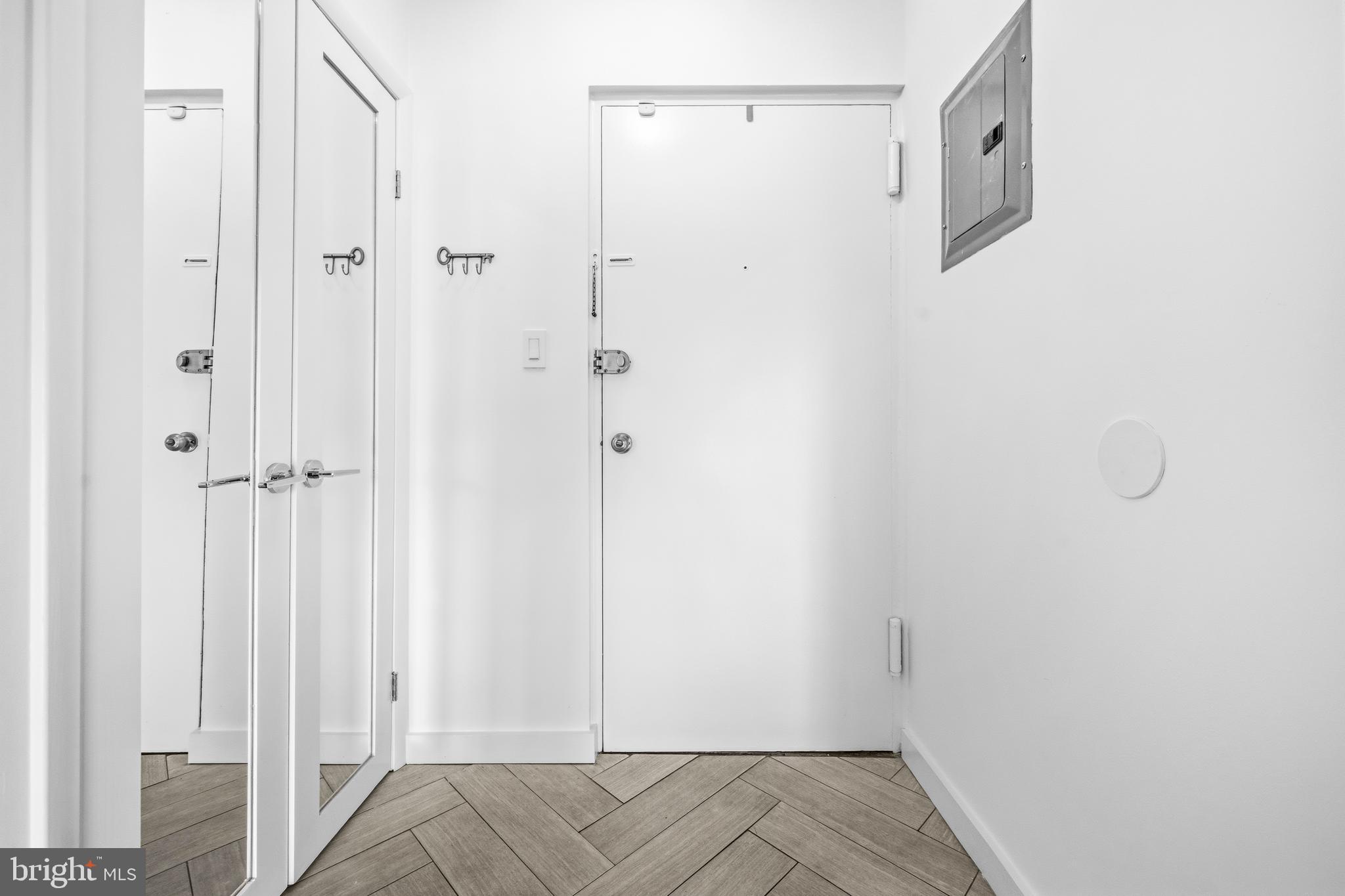 WALNUT GROVE - Residential