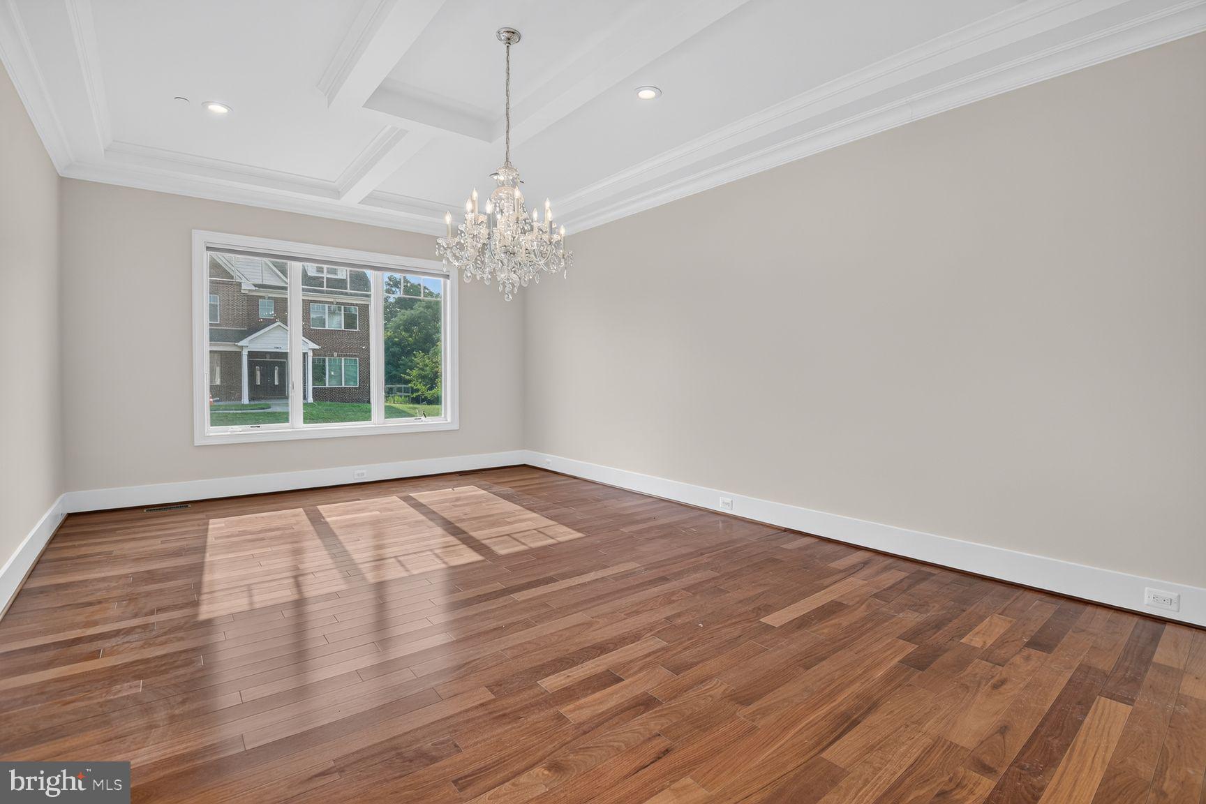 DARNESTOWN OUTSIDE - Residential