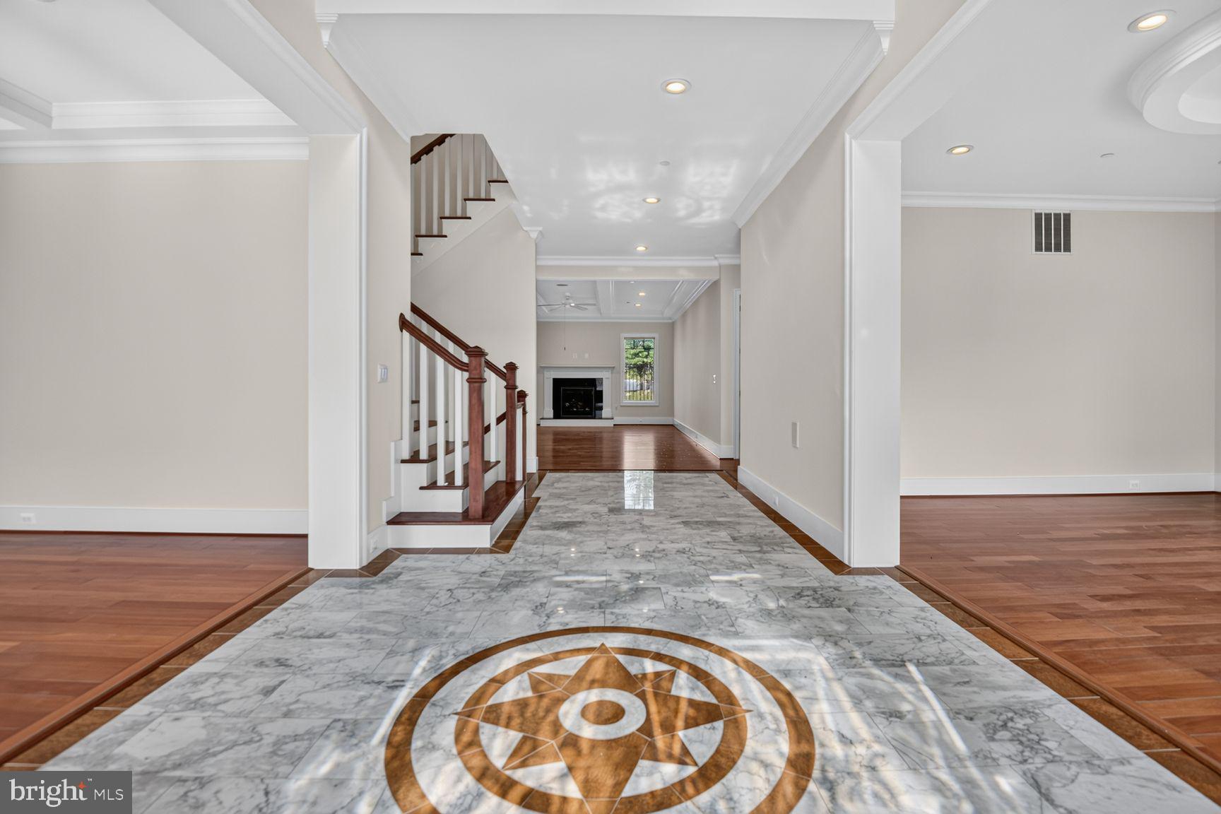 DARNESTOWN OUTSIDE - Residential
