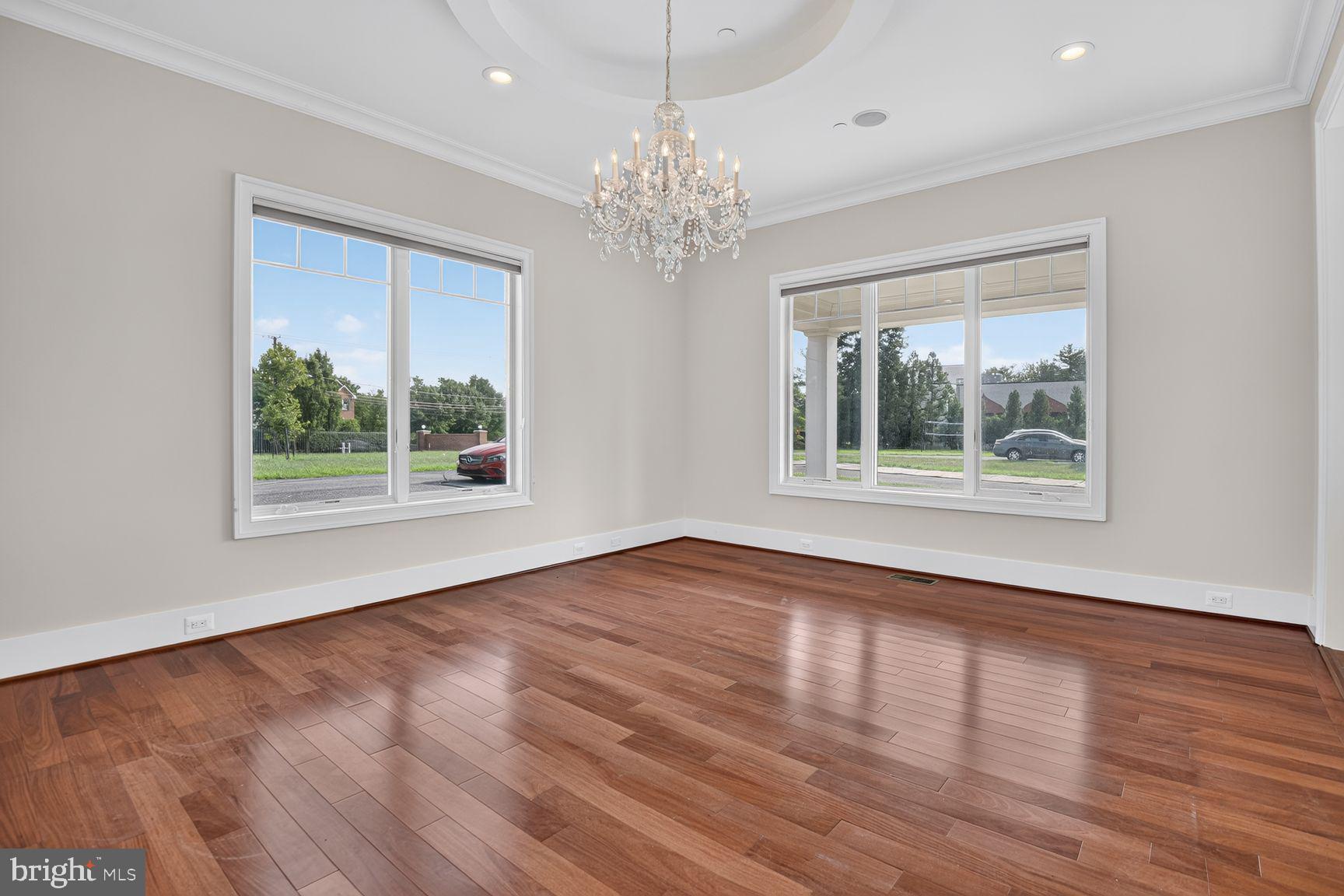 DARNESTOWN OUTSIDE - Residential