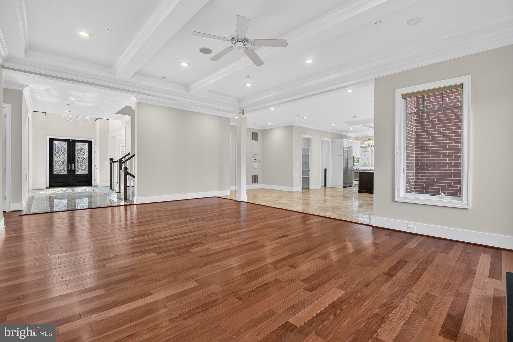 DARNESTOWN OUTSIDE - Residential