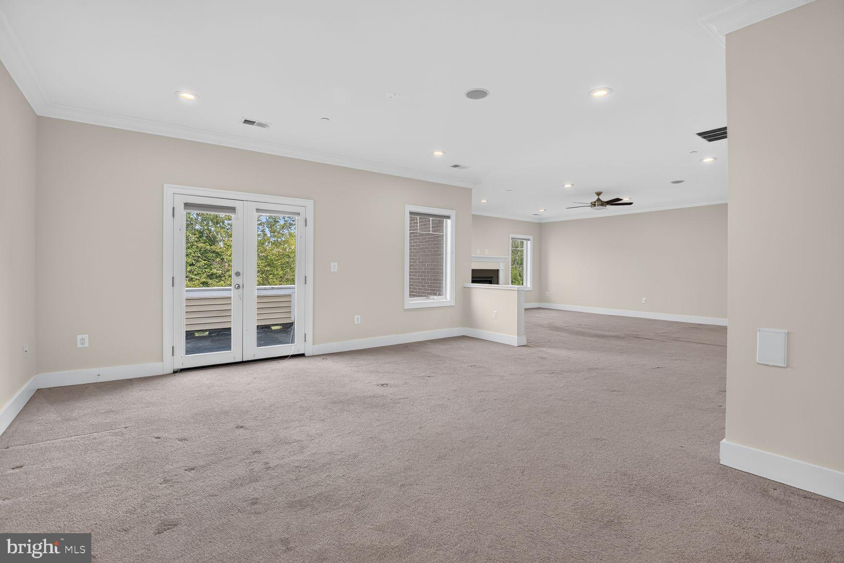 DARNESTOWN OUTSIDE - Residential
