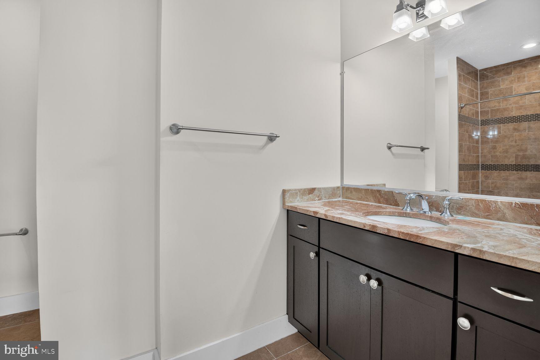 DARNESTOWN OUTSIDE - Residential