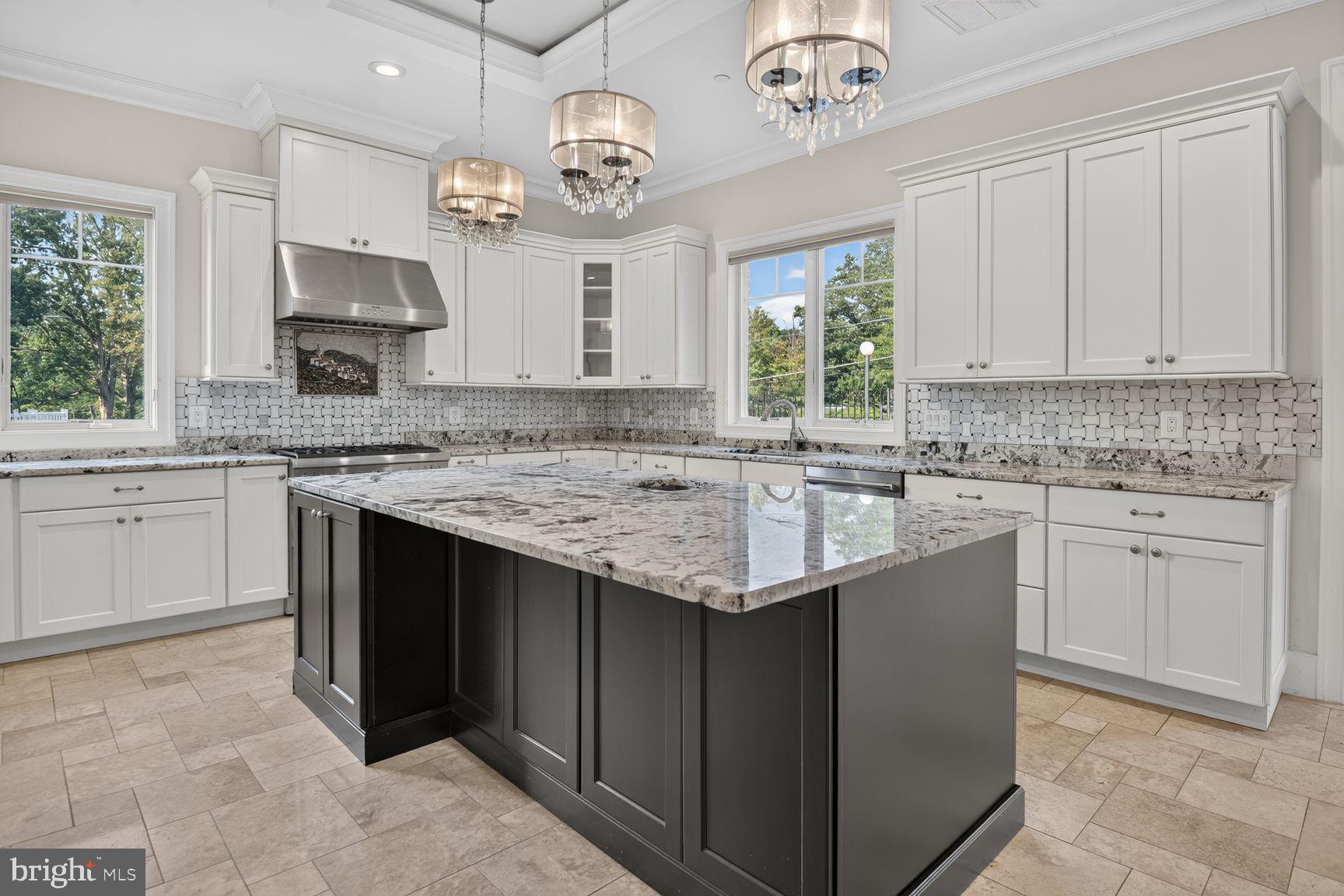 DARNESTOWN OUTSIDE - Residential