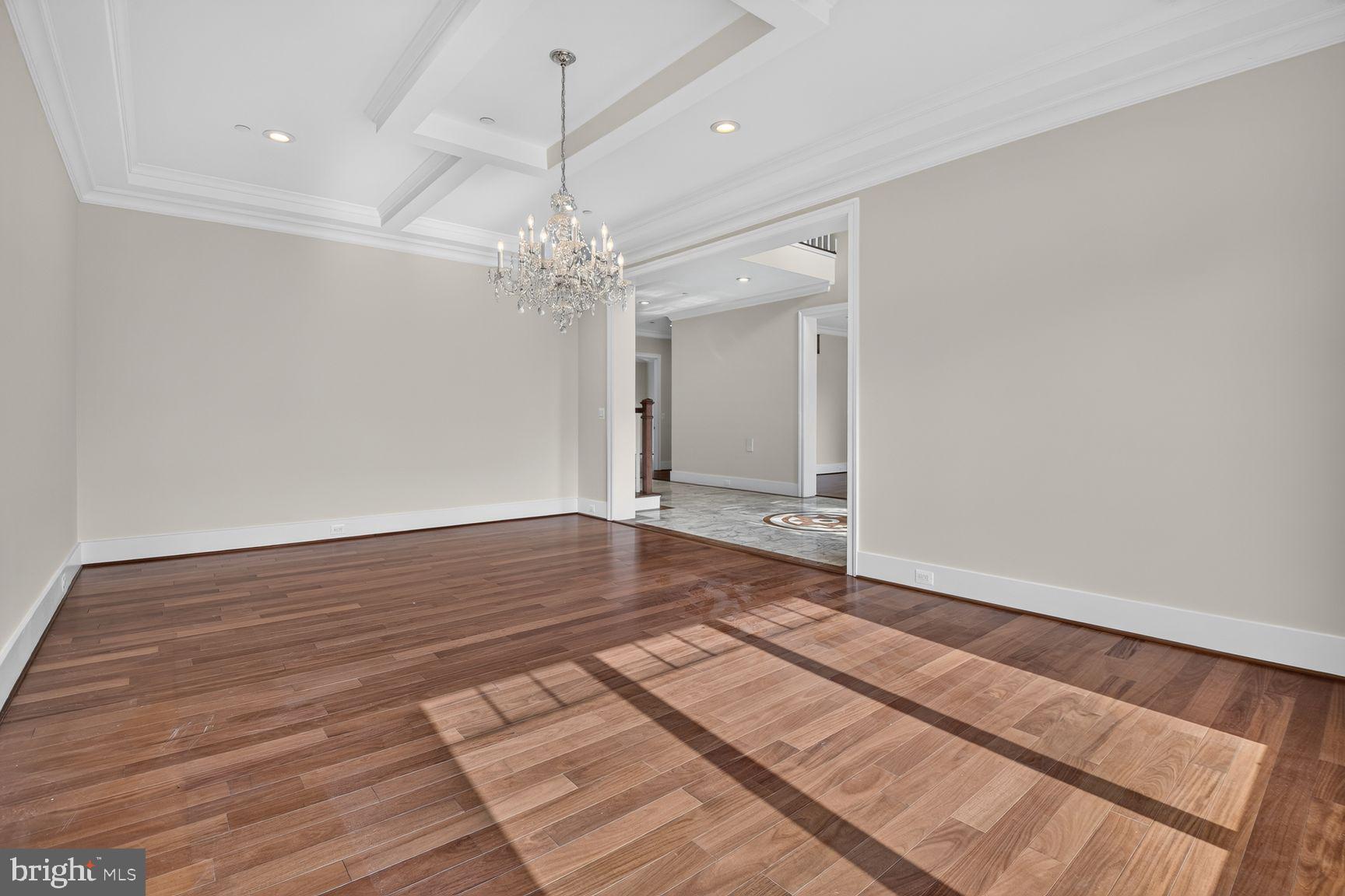 DARNESTOWN OUTSIDE - Residential