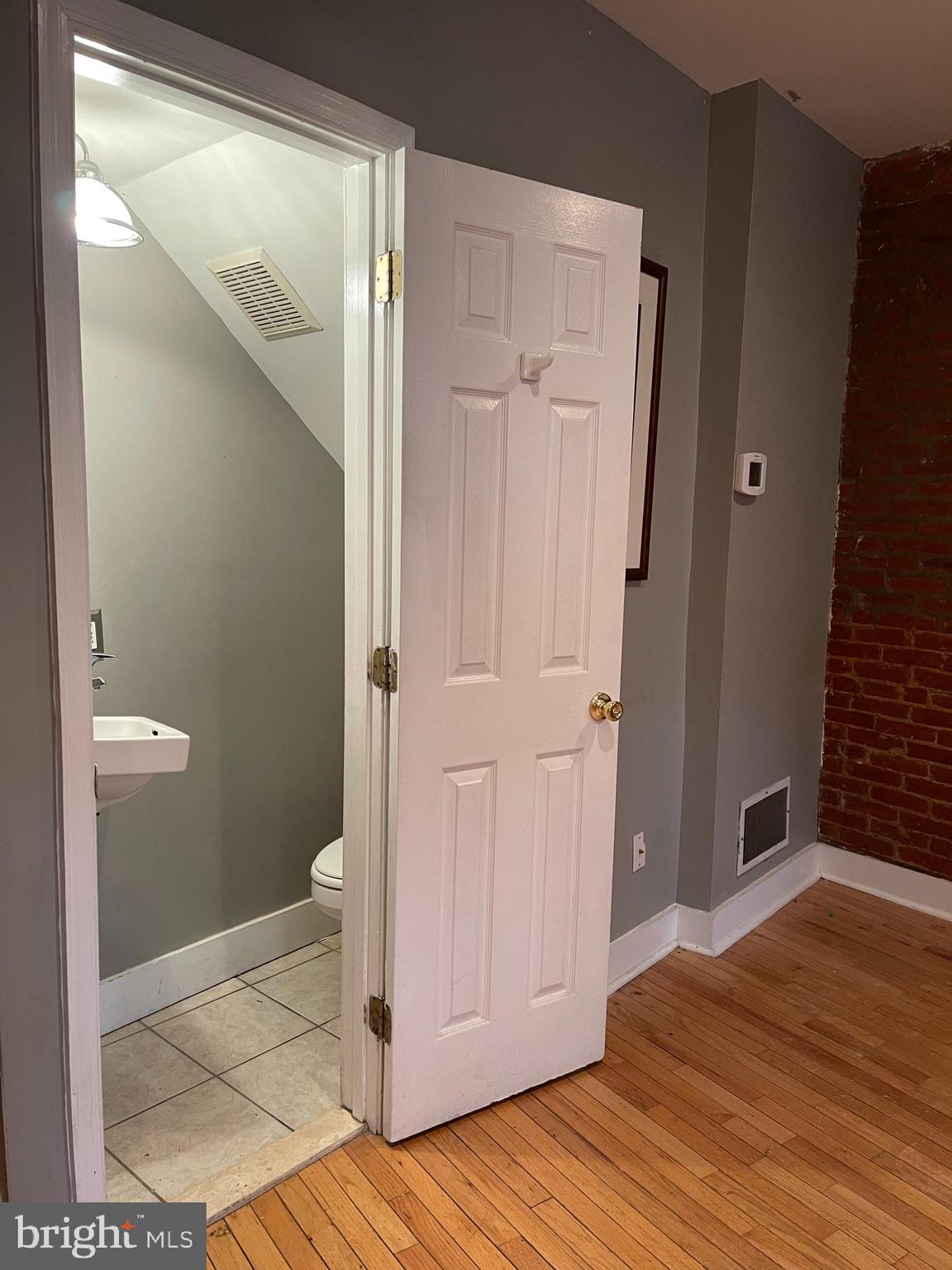 FEDERAL HILL HISTORIC DISTRICT - Residential Lease