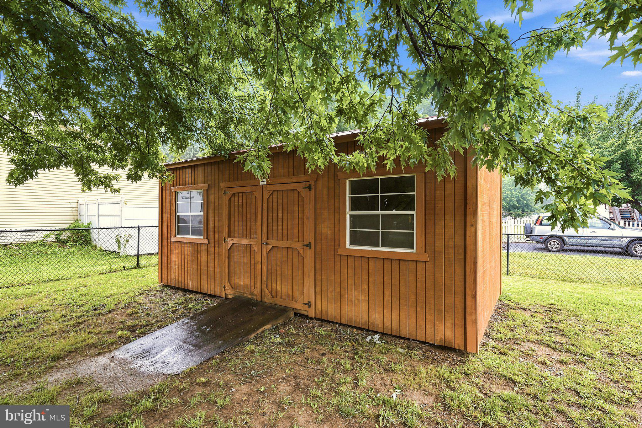 ELIZABETH STATION - Residential