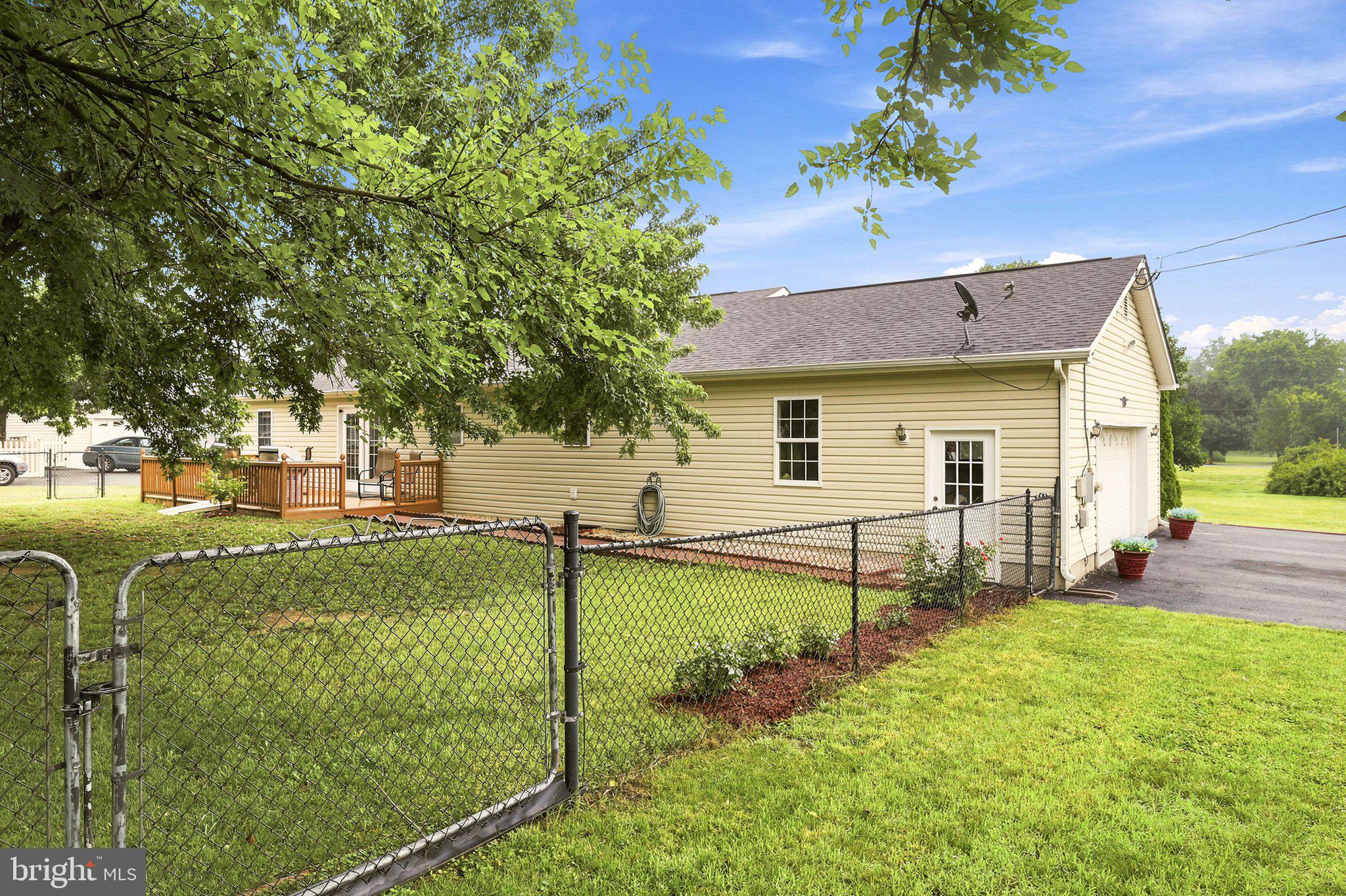 ELIZABETH STATION - Residential