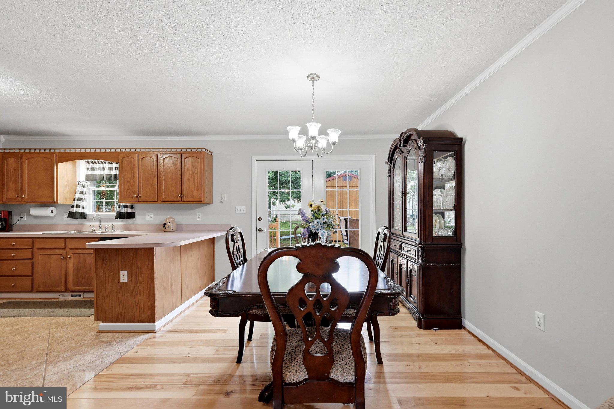 ELIZABETH STATION - Residential