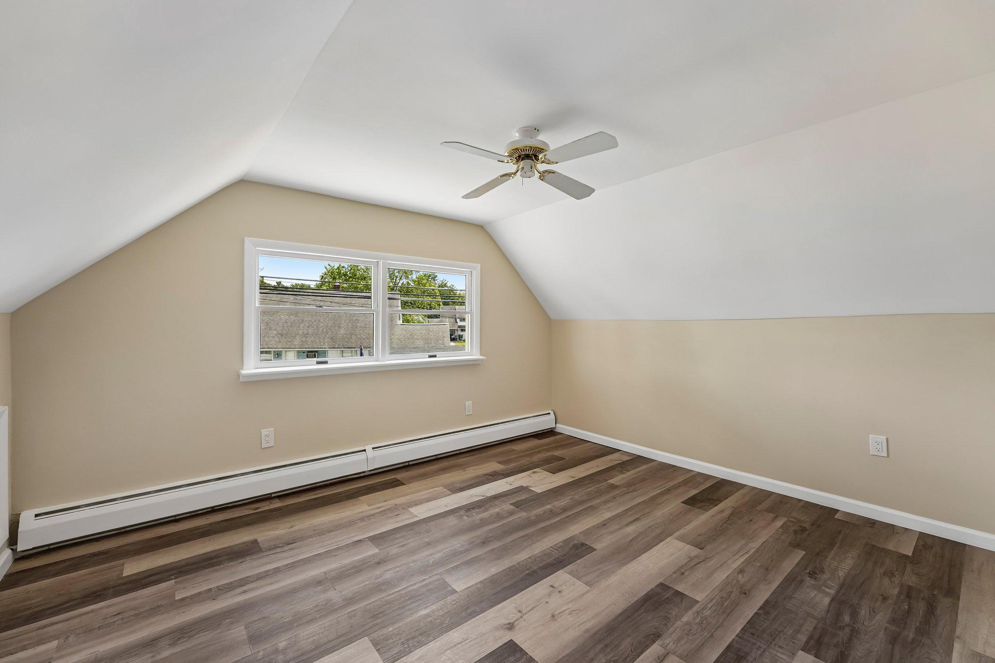 RED CEDAR HILL - Residential