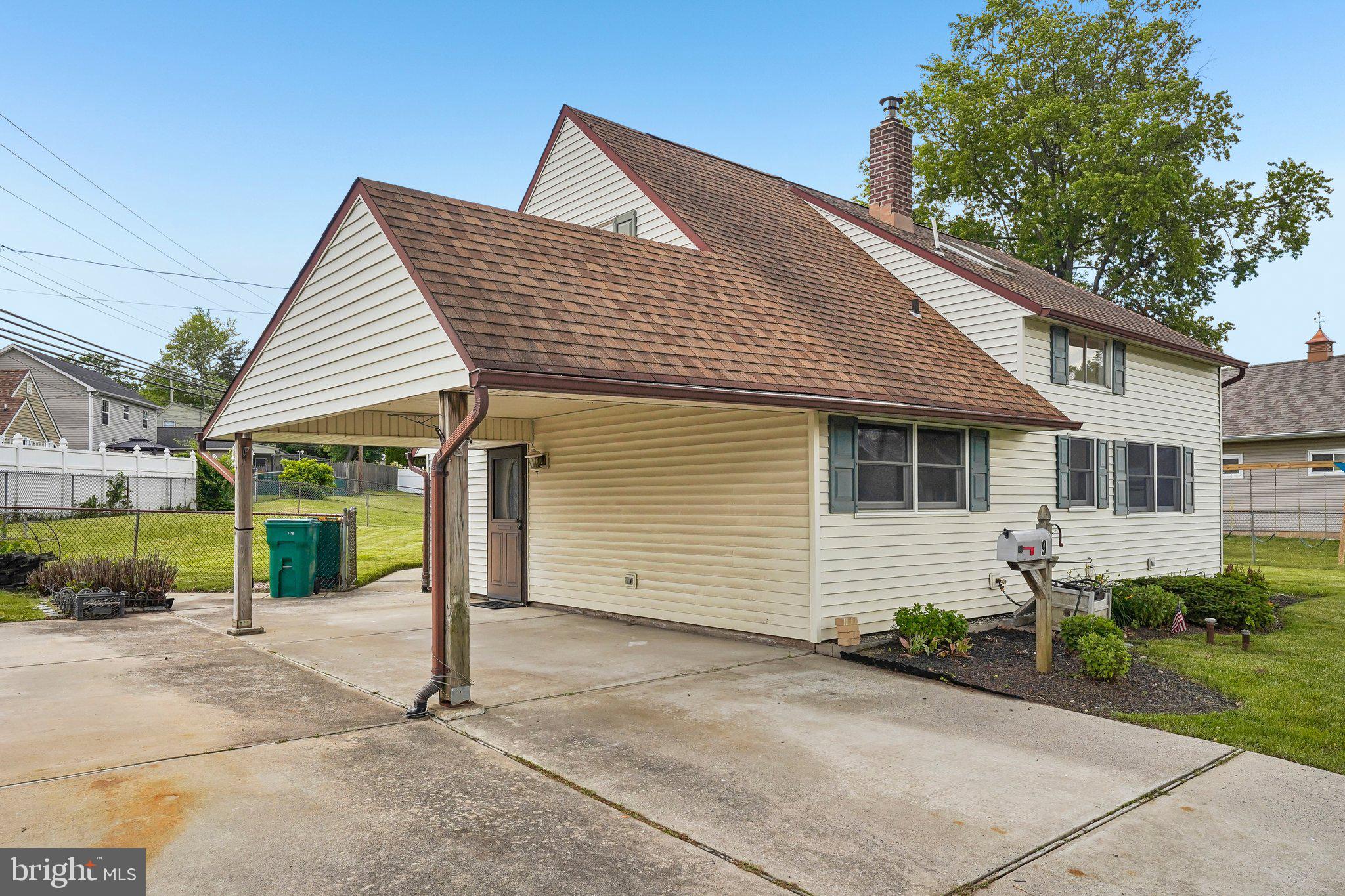 RED CEDAR HILL - Residential
