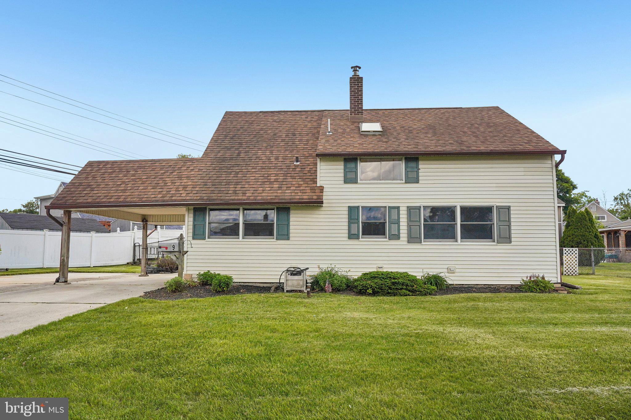 RED CEDAR HILL - Residential