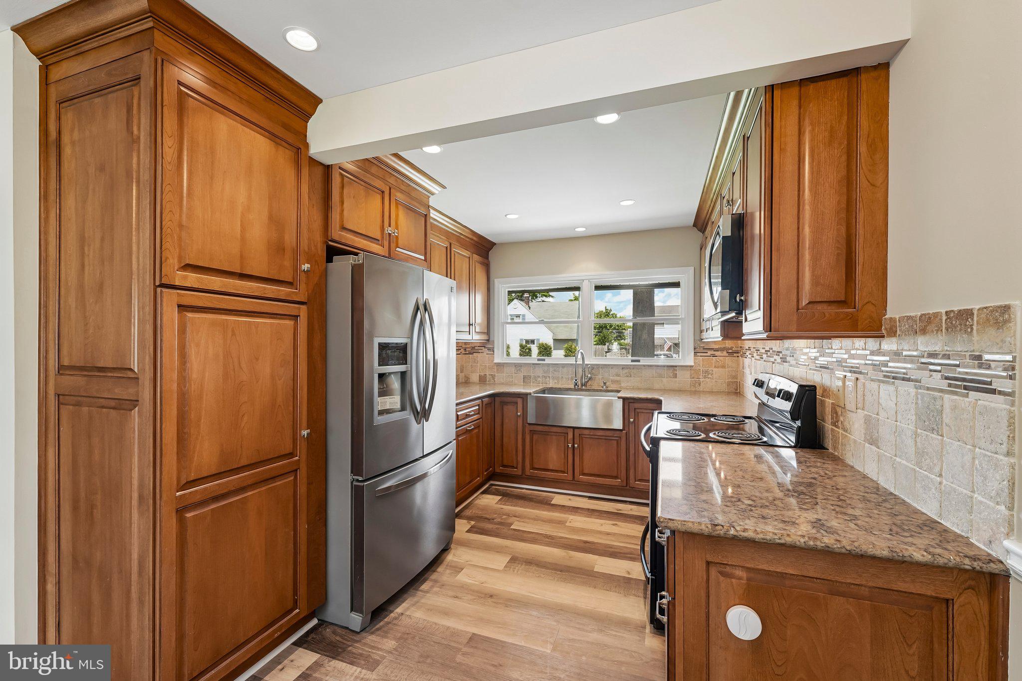 RED CEDAR HILL - Residential