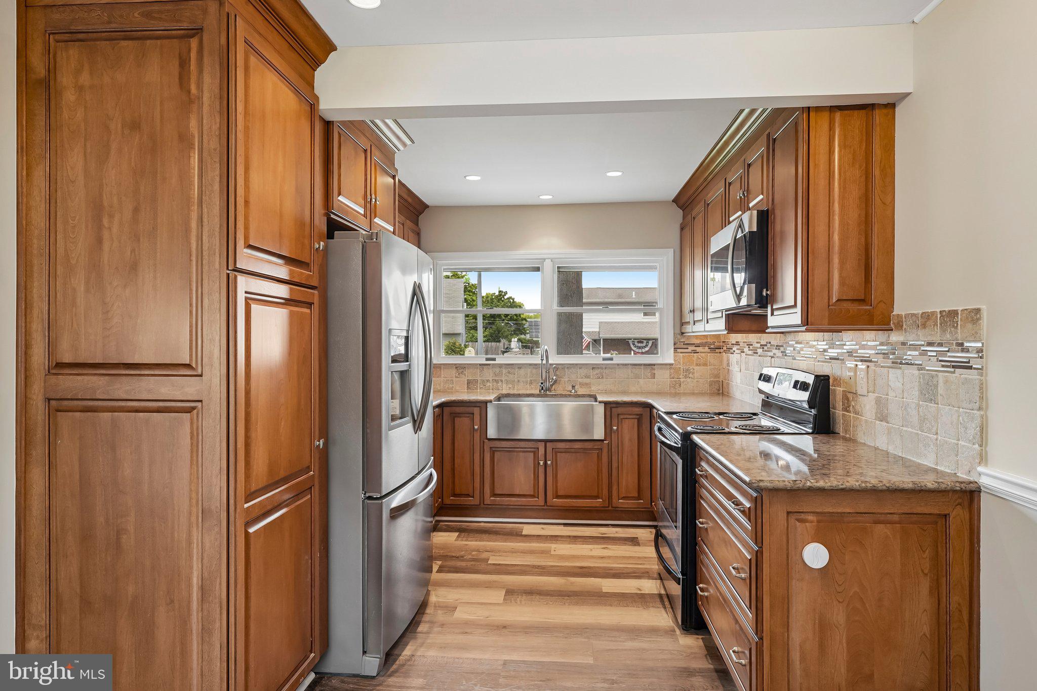 RED CEDAR HILL - Residential