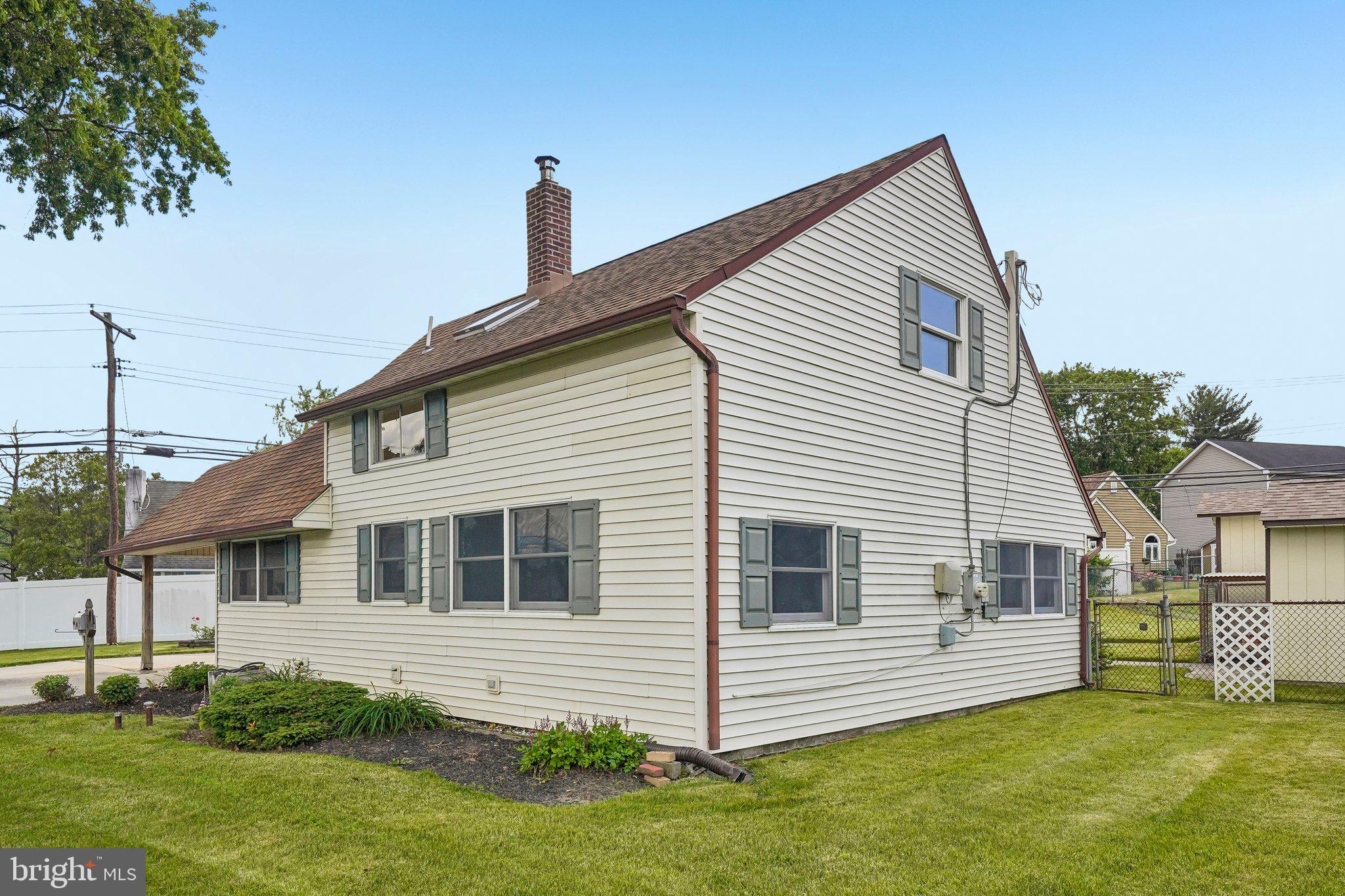 RED CEDAR HILL - Residential