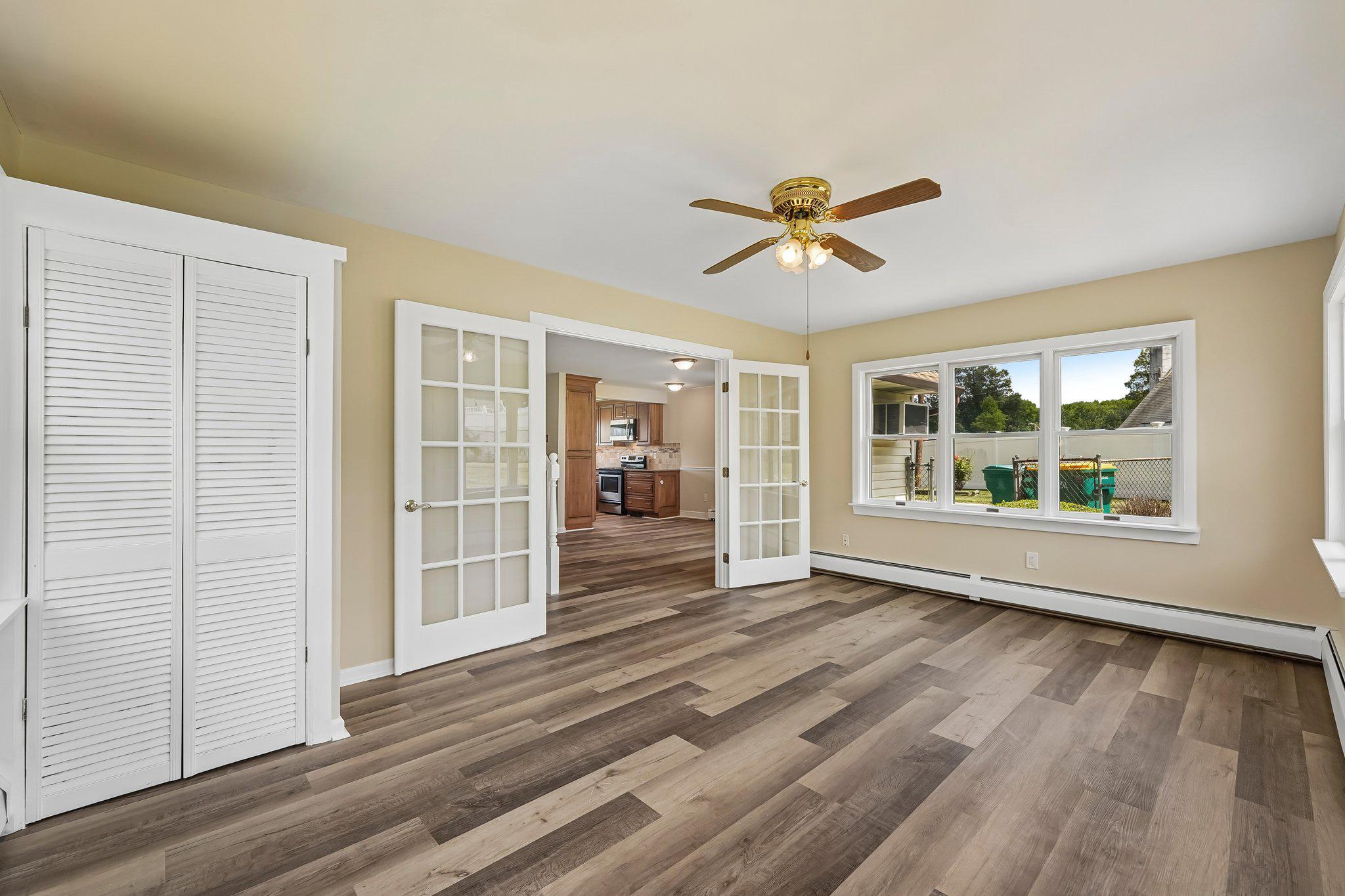 RED CEDAR HILL - Residential
