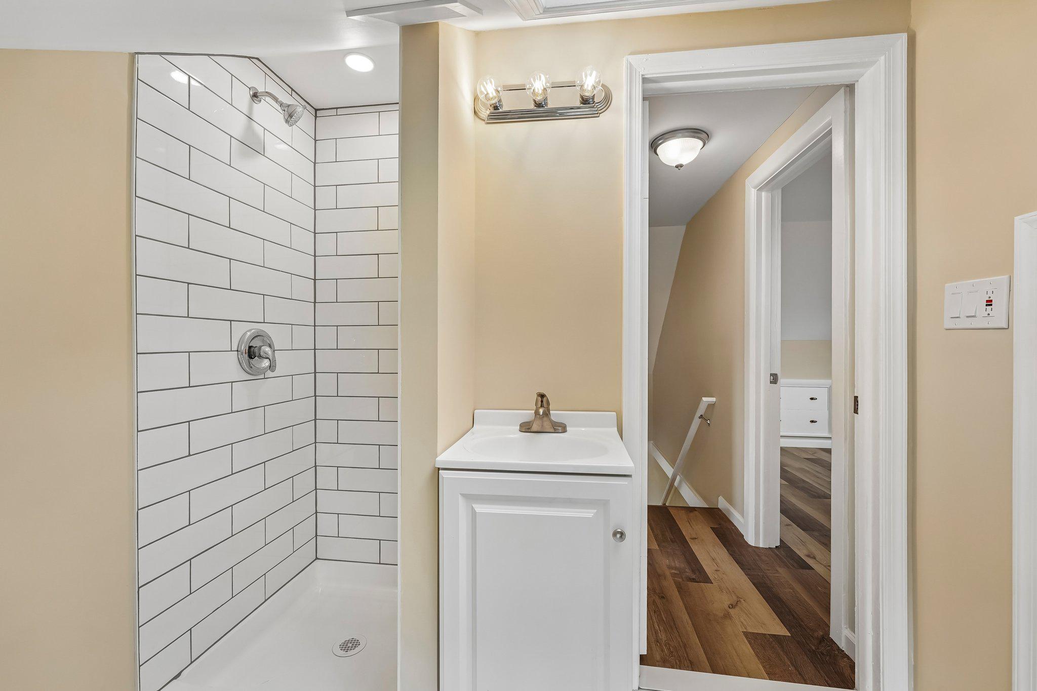 RED CEDAR HILL - Residential