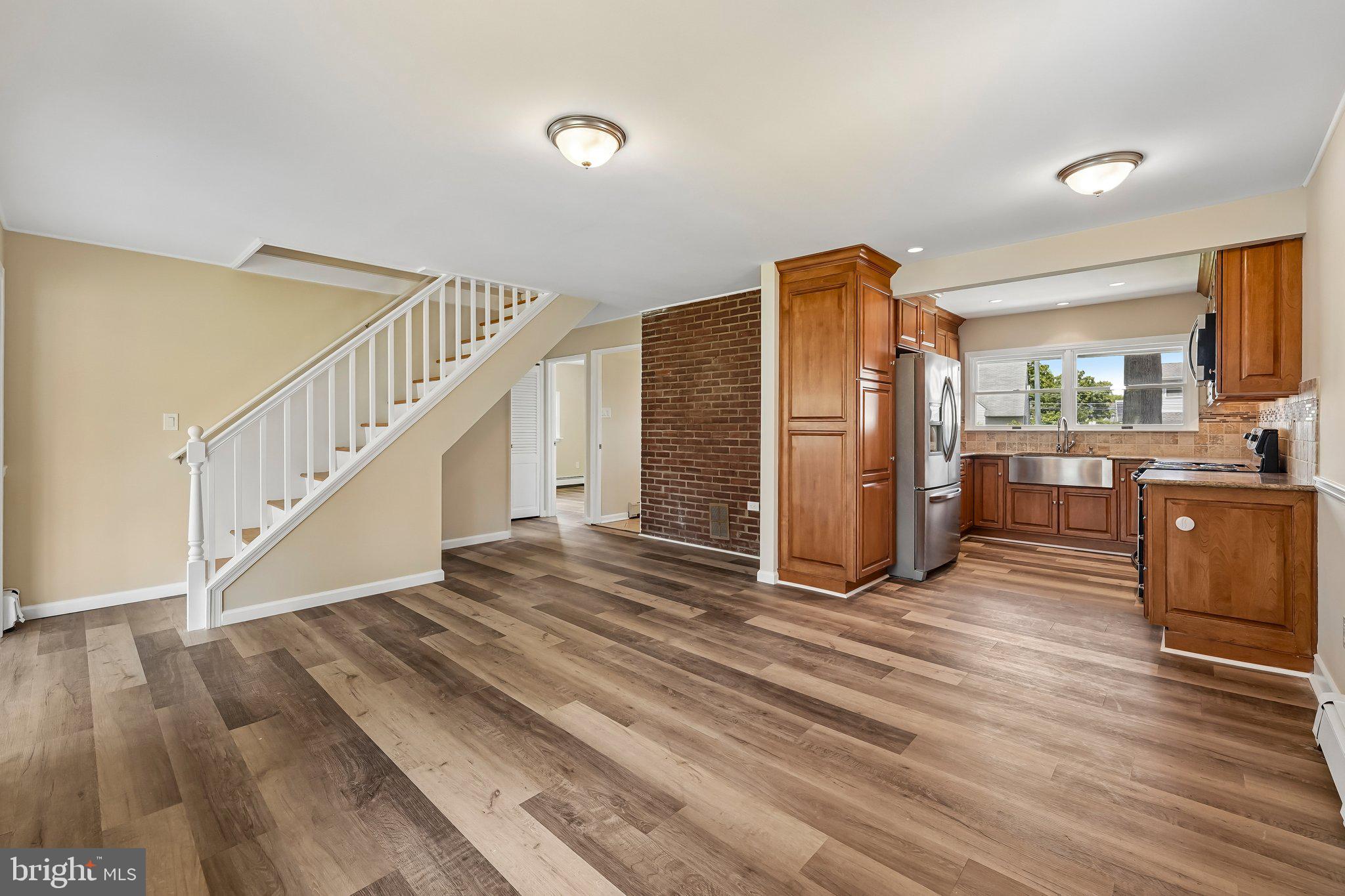 RED CEDAR HILL - Residential