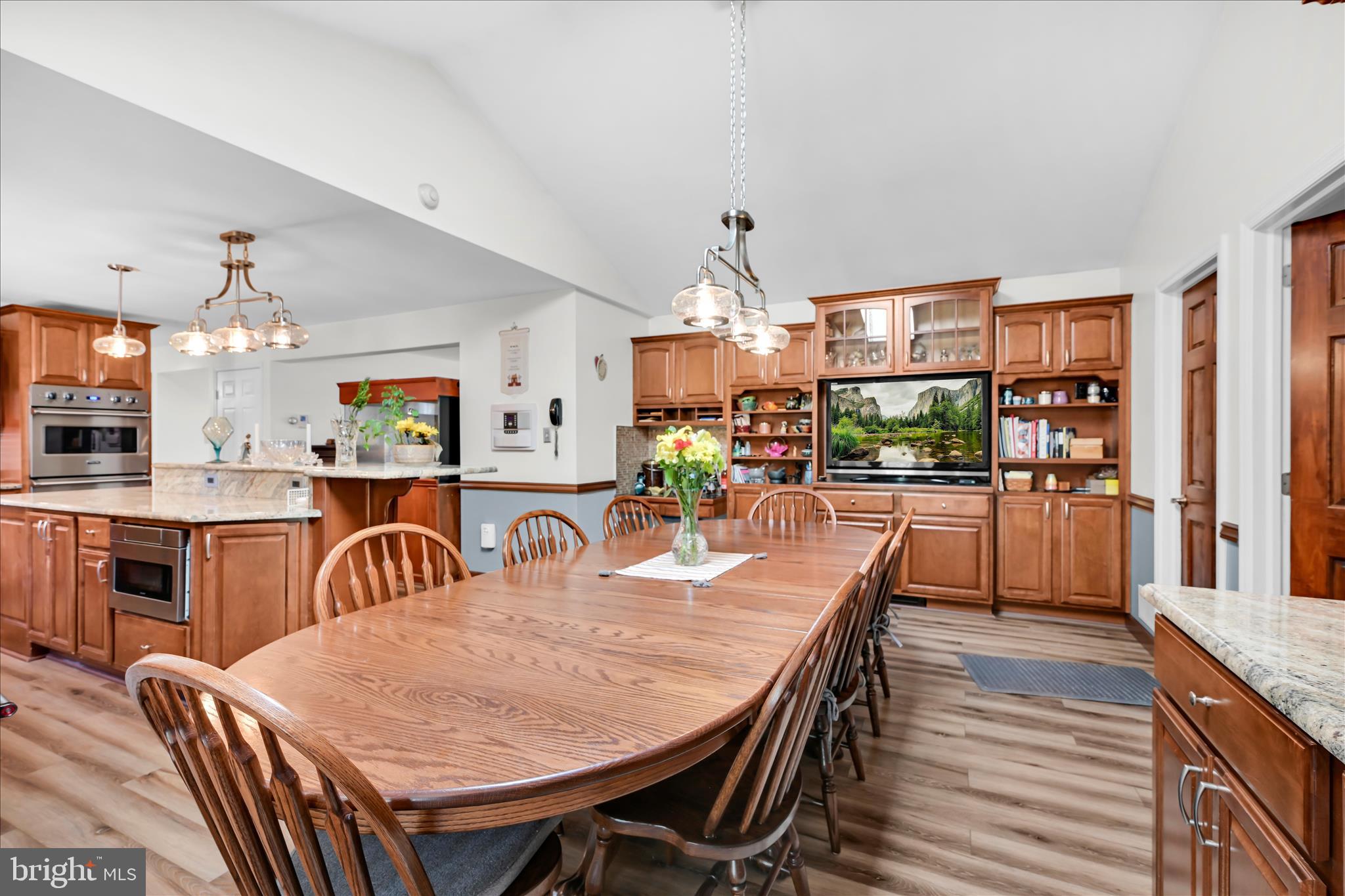 FOREST HILLS WEST - Residential