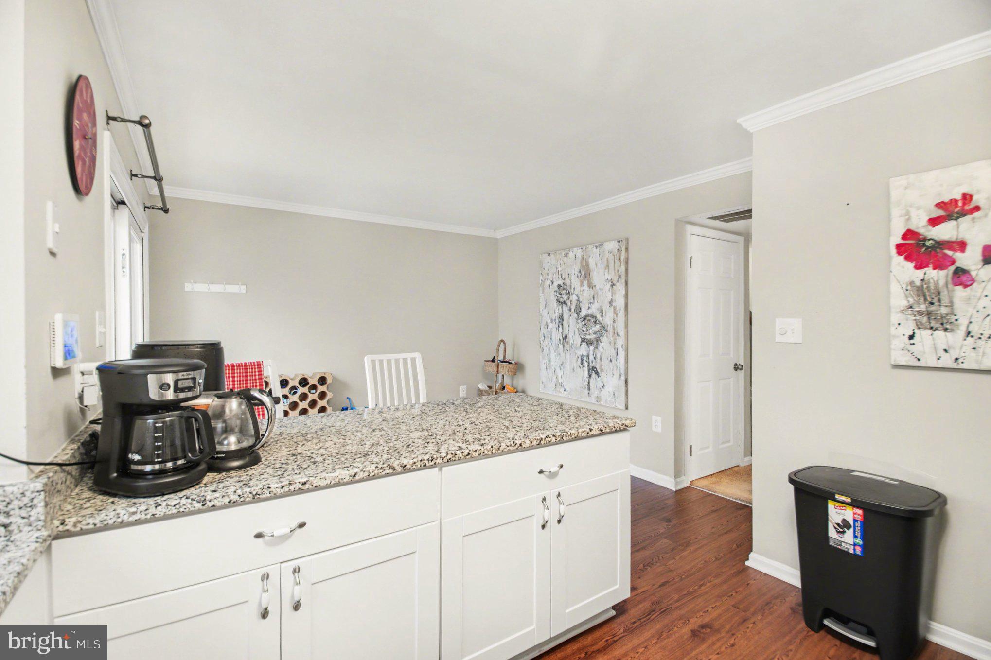 MONTCLAIR WATERS EDGE - Residential