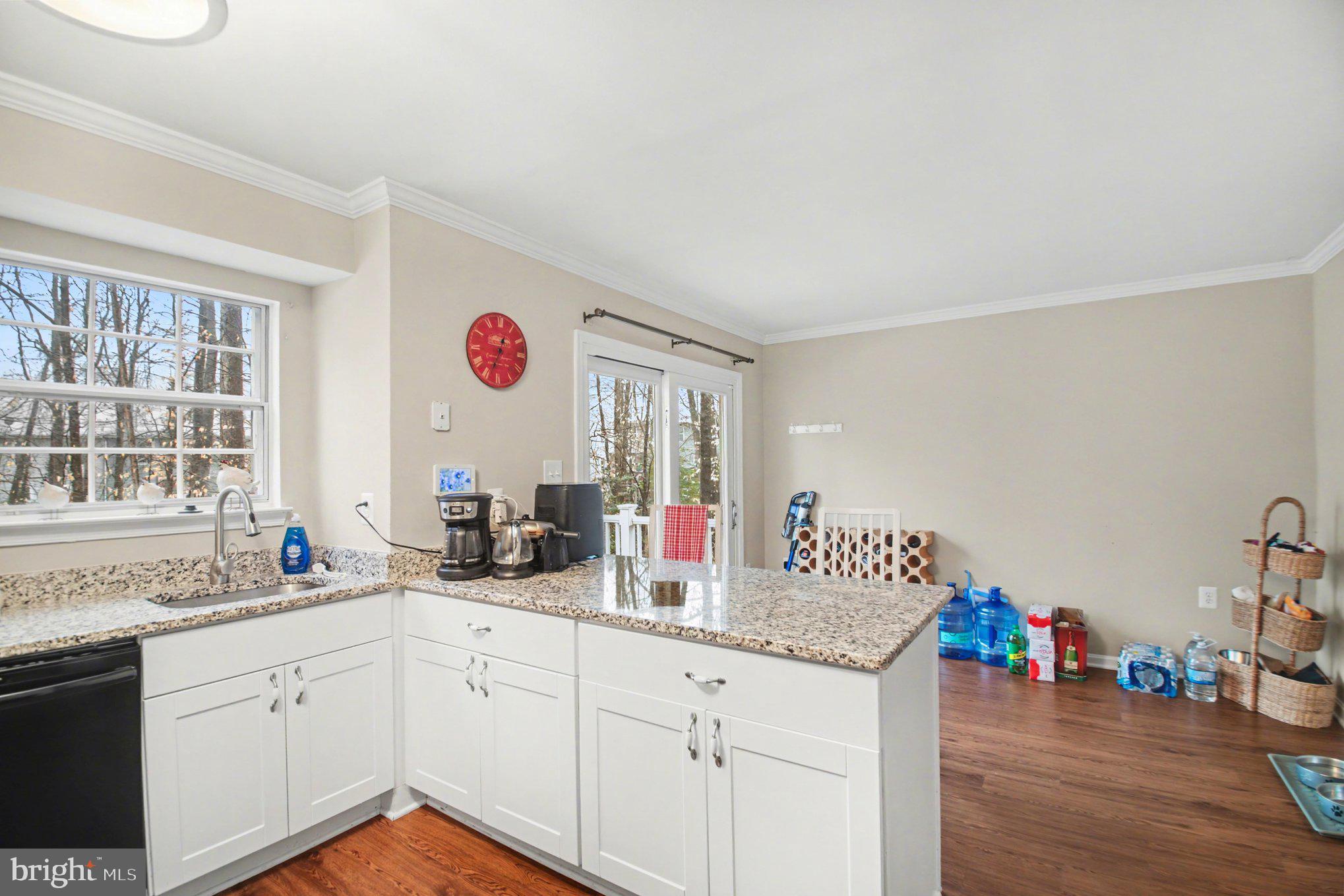 MONTCLAIR WATERS EDGE - Residential