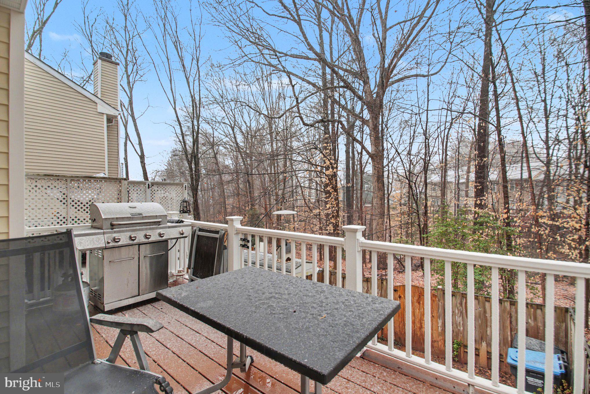 MONTCLAIR WATERS EDGE - Residential