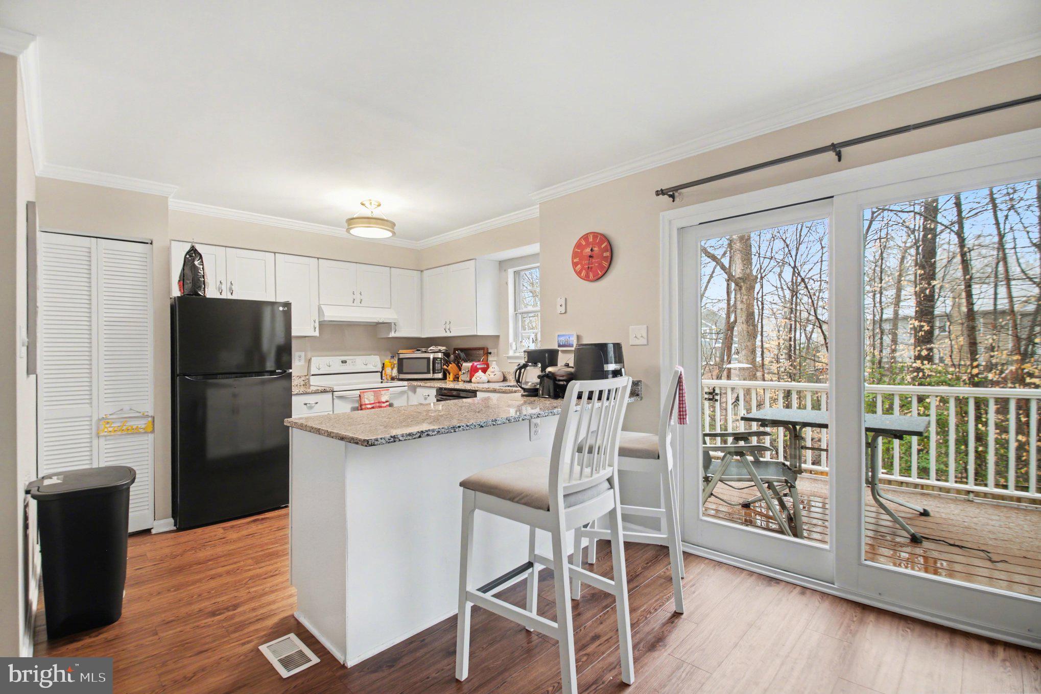 MONTCLAIR WATERS EDGE - Residential