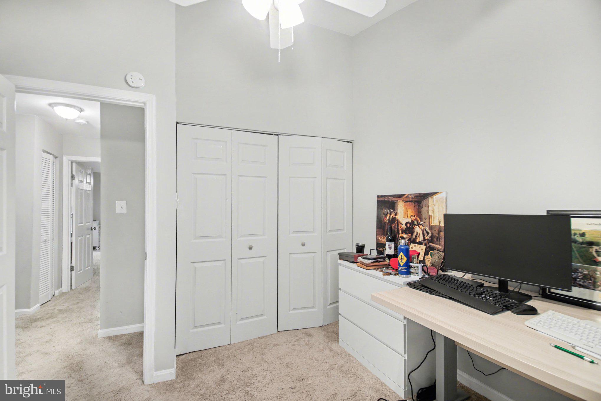 MONTCLAIR WATERS EDGE - Residential