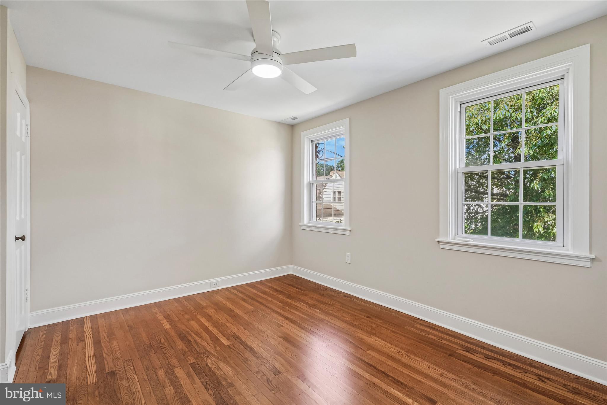 PENN WYNNE - Residential