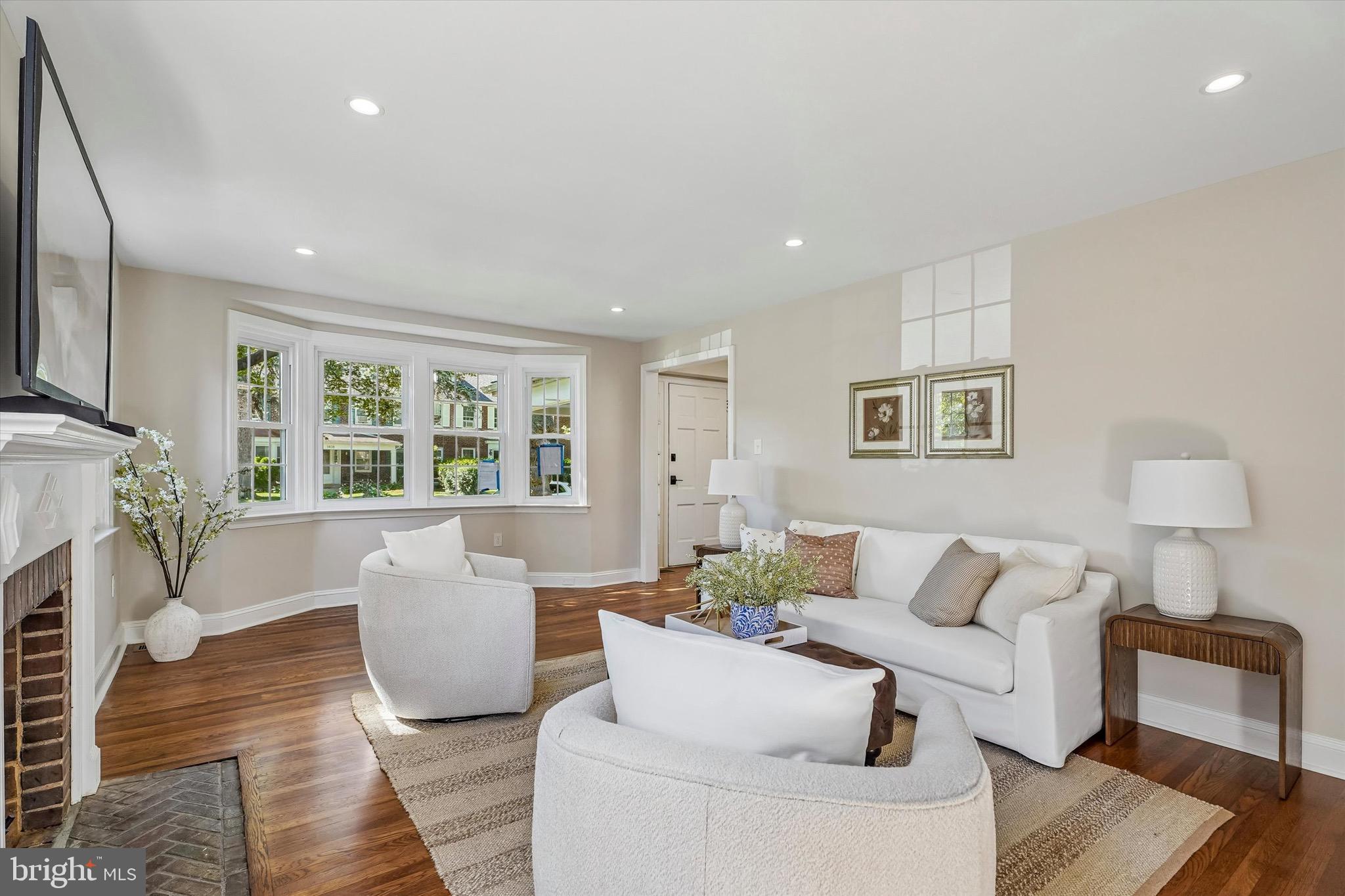 PENN WYNNE - Residential