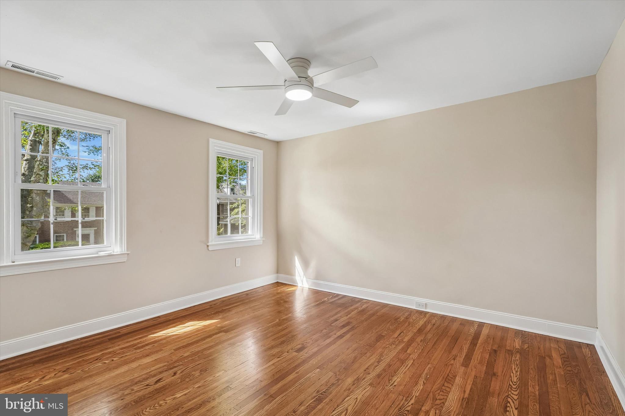 PENN WYNNE - Residential