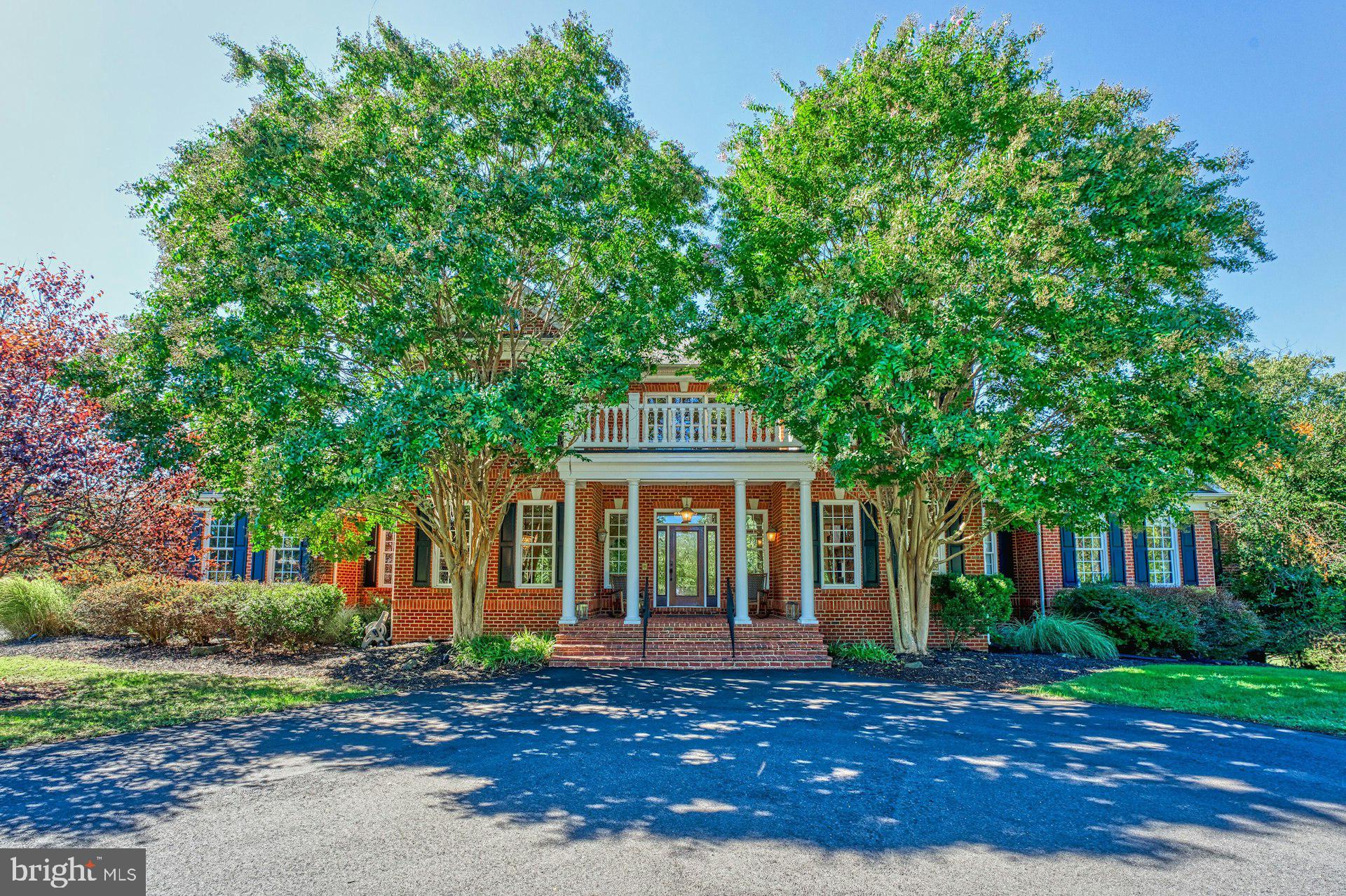 BEACON HILL - Residential