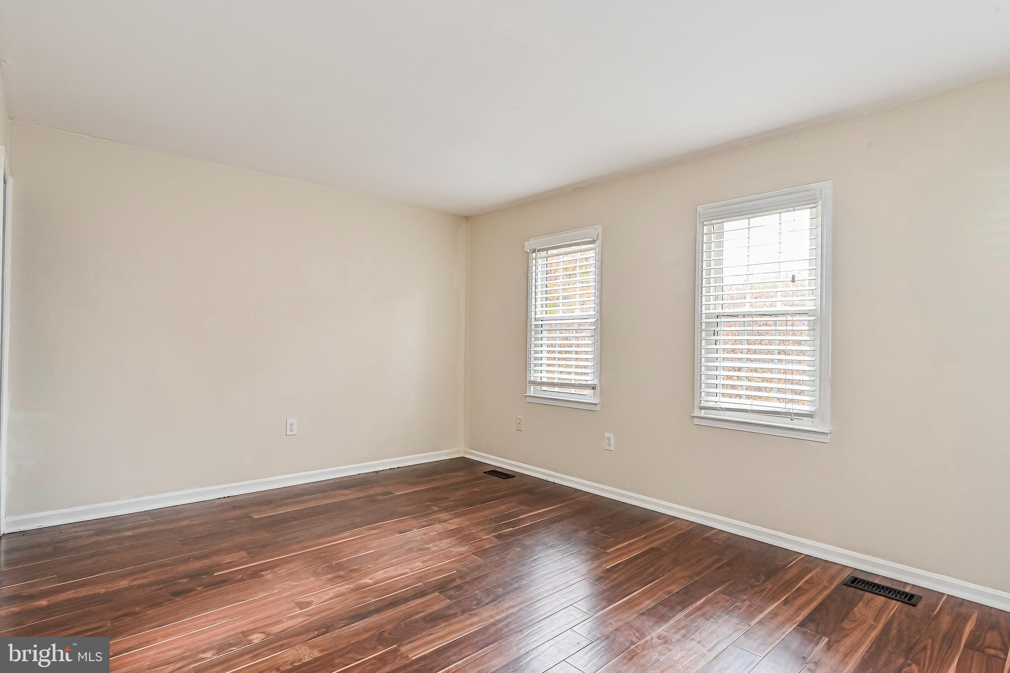 KEENE MILL WOODS - Residential