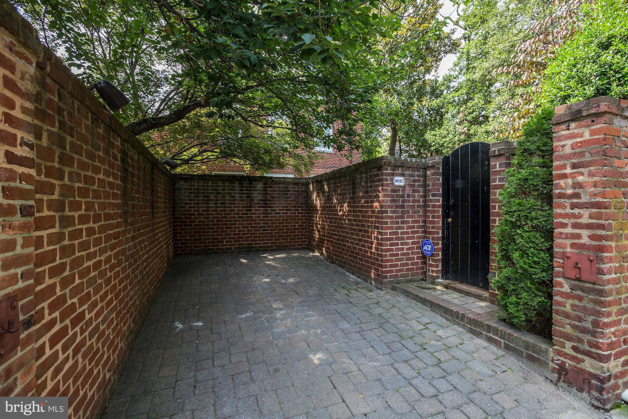 GEORGETOWN - Residential